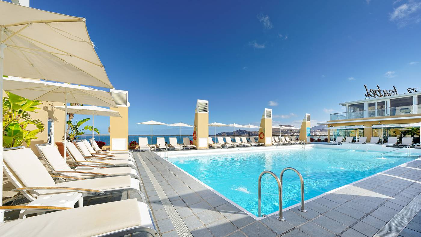 Bull-Reina-Isabel---Spa-Pool-4