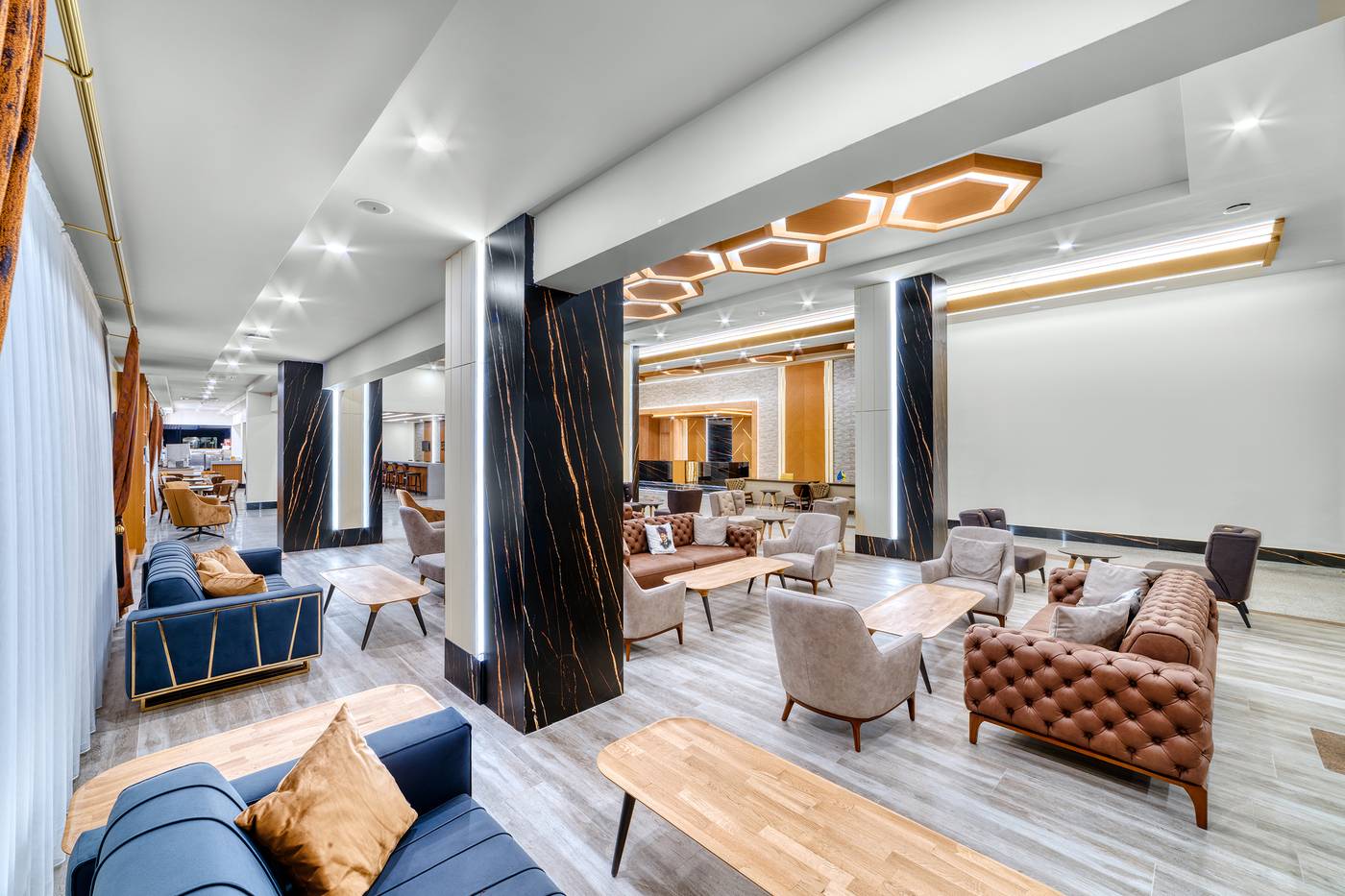 Kahya-Hotel-Lobby-22