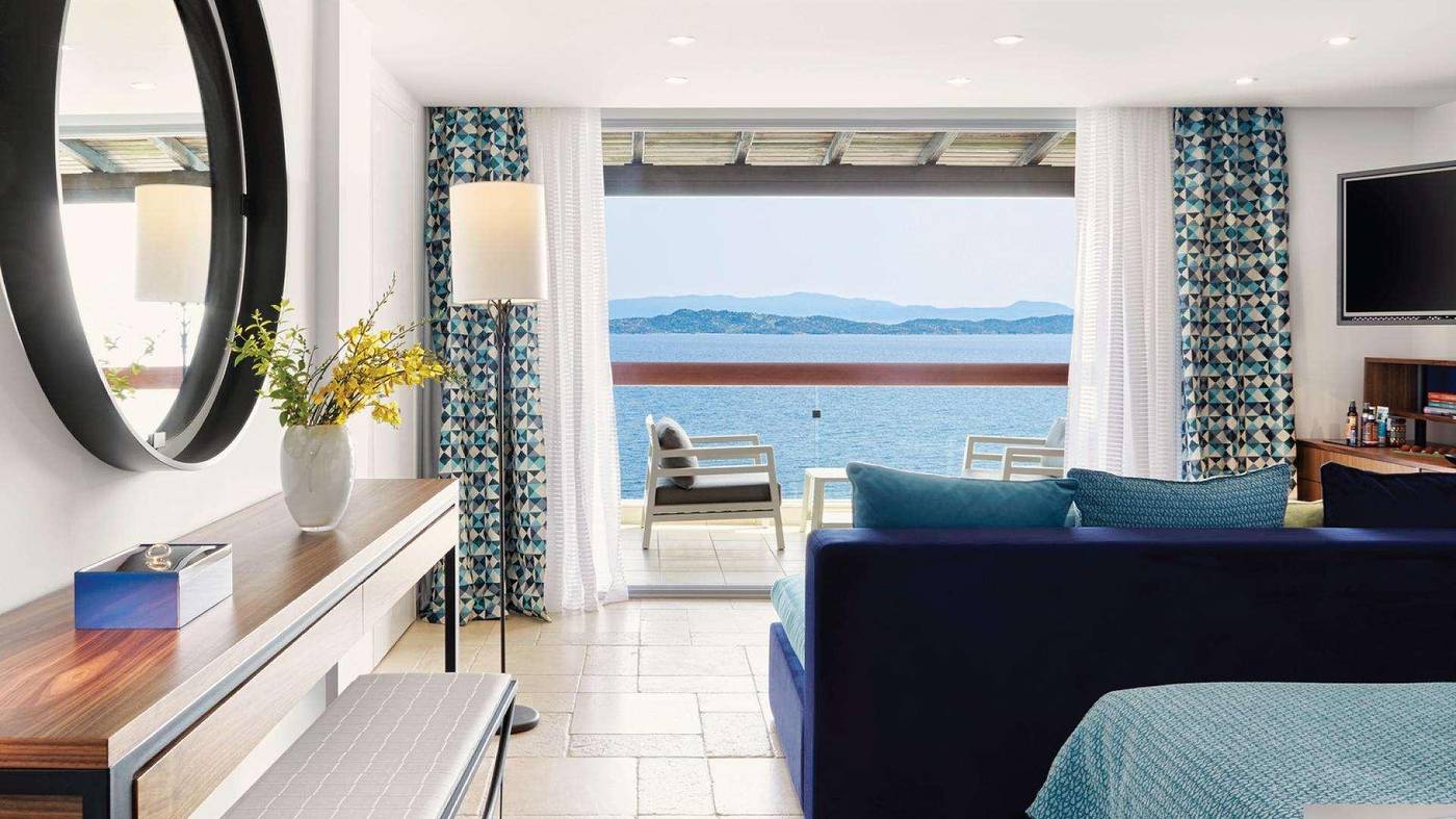 Eagles-Palace-Room-41