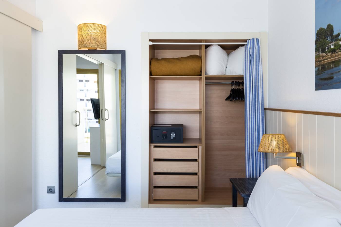 Blaumar-Hotel-Room-29