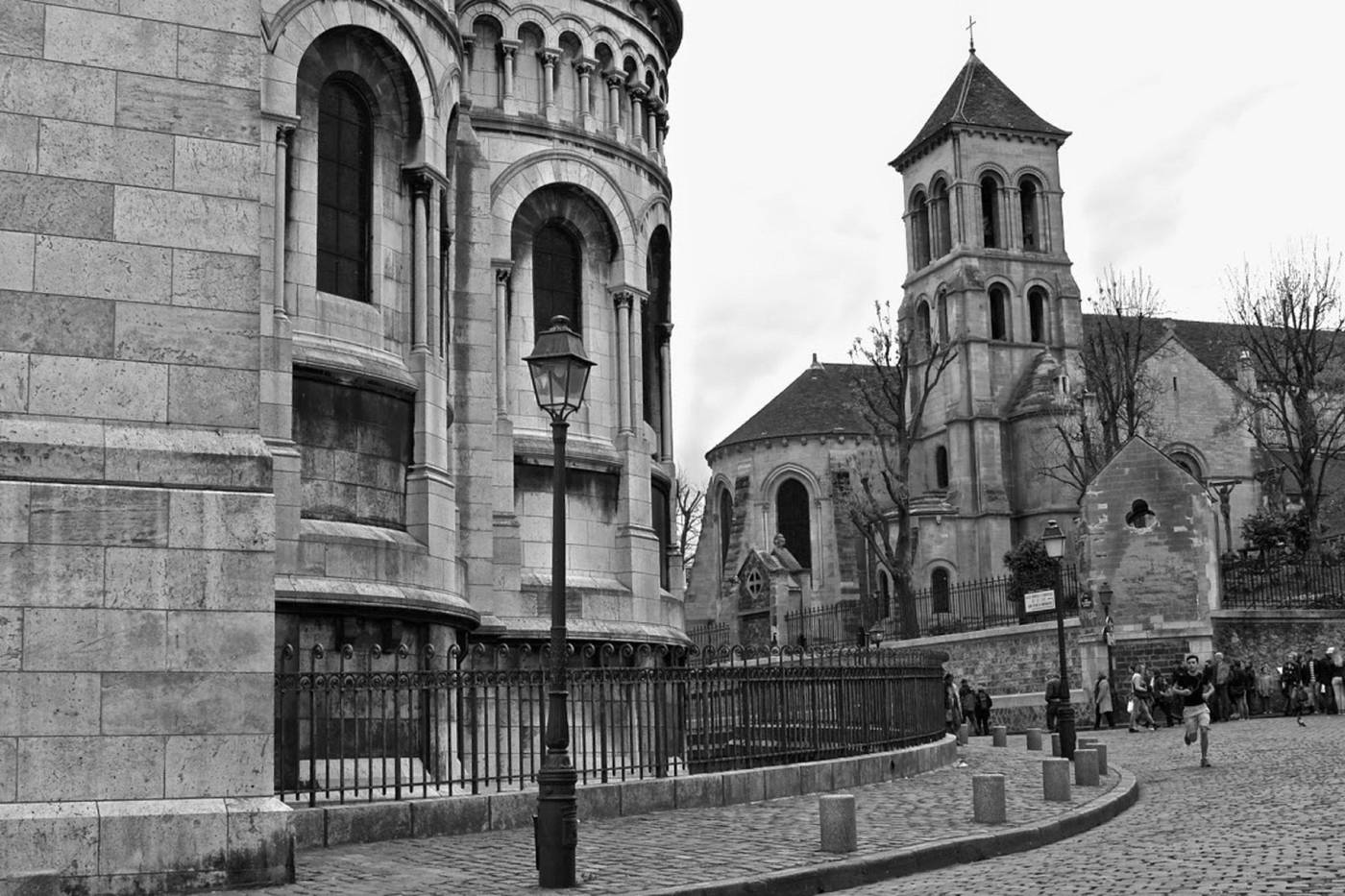 Holiday-Inn-Paris---Montmartre-General-view-40