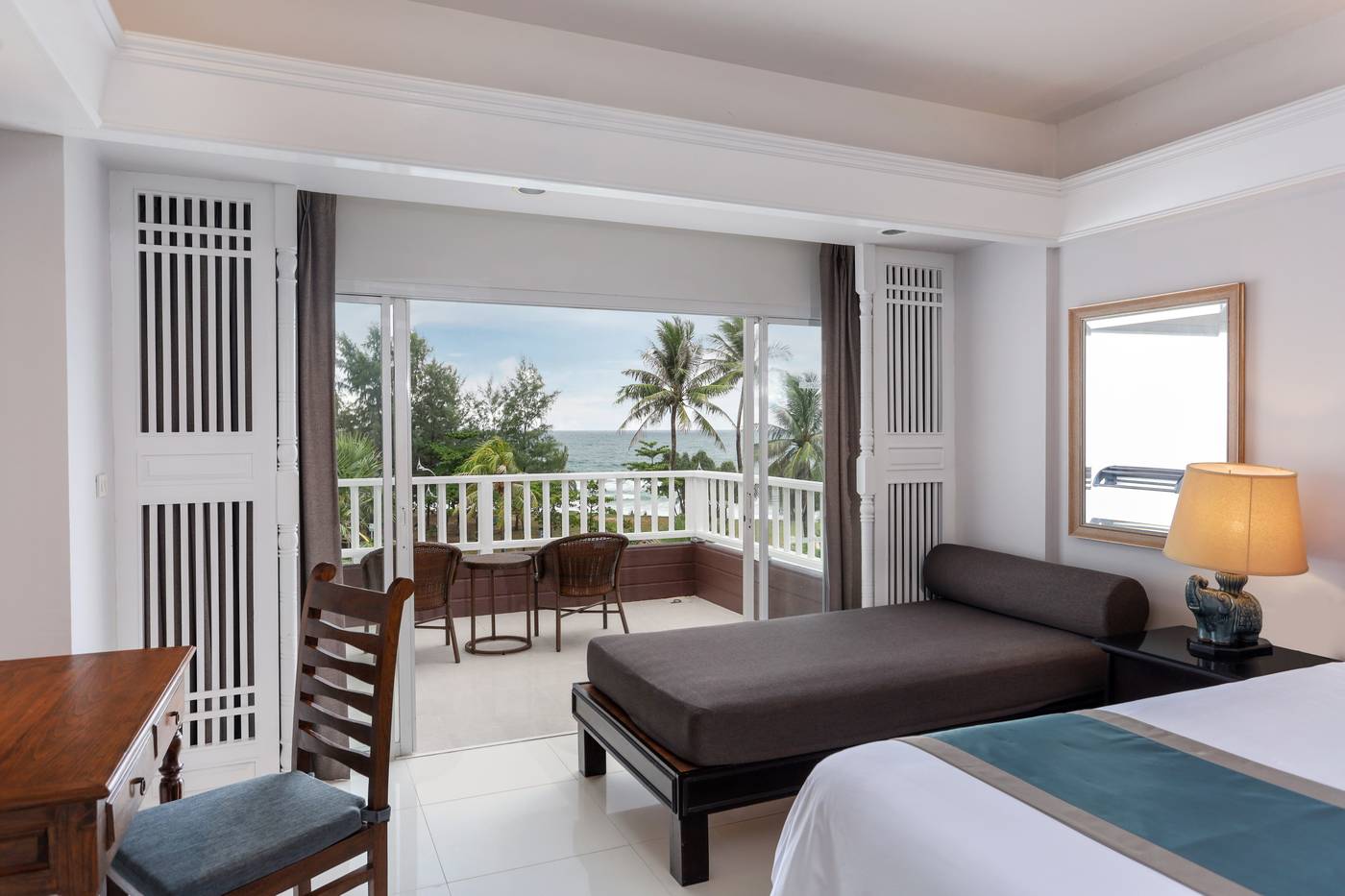 Thavorn-Palm-Beach-Resort-Room-46