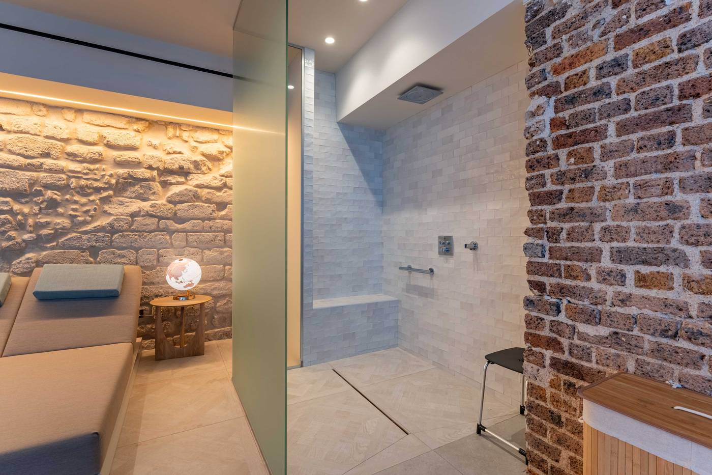 Astra-Opera-Astotel-Pool-48