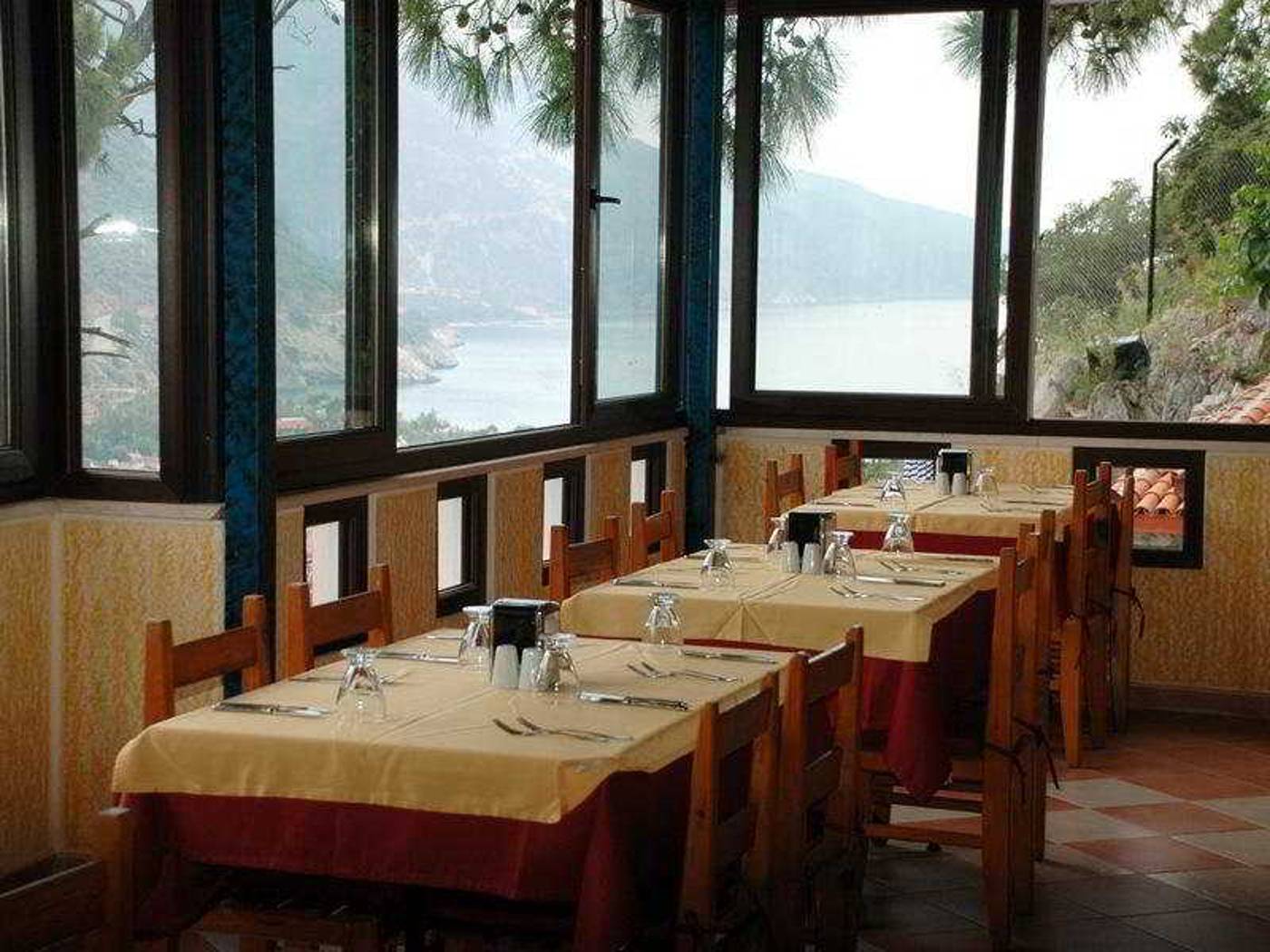 Belle-Vue-Hotel-Restaurant-23