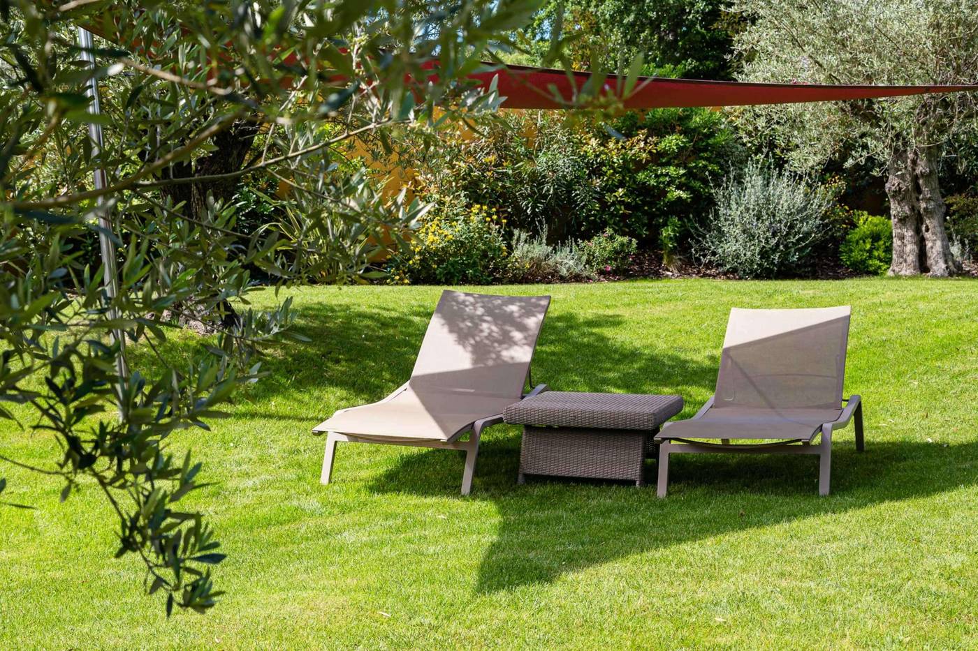 Best Western Plus Le Lavarin-France-Avignon-General view-7