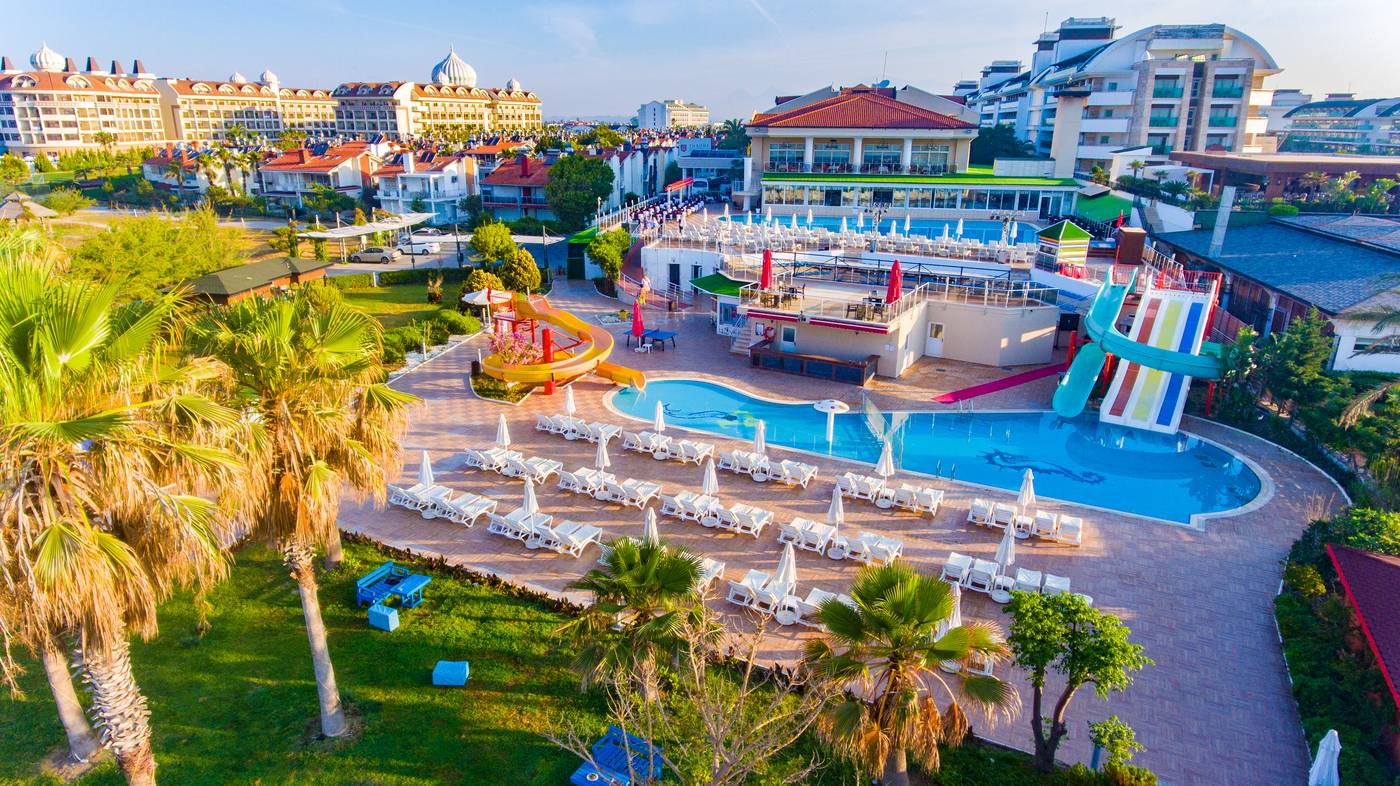 Throne-Sea-Gate-Belek-Hotel-General-view-3