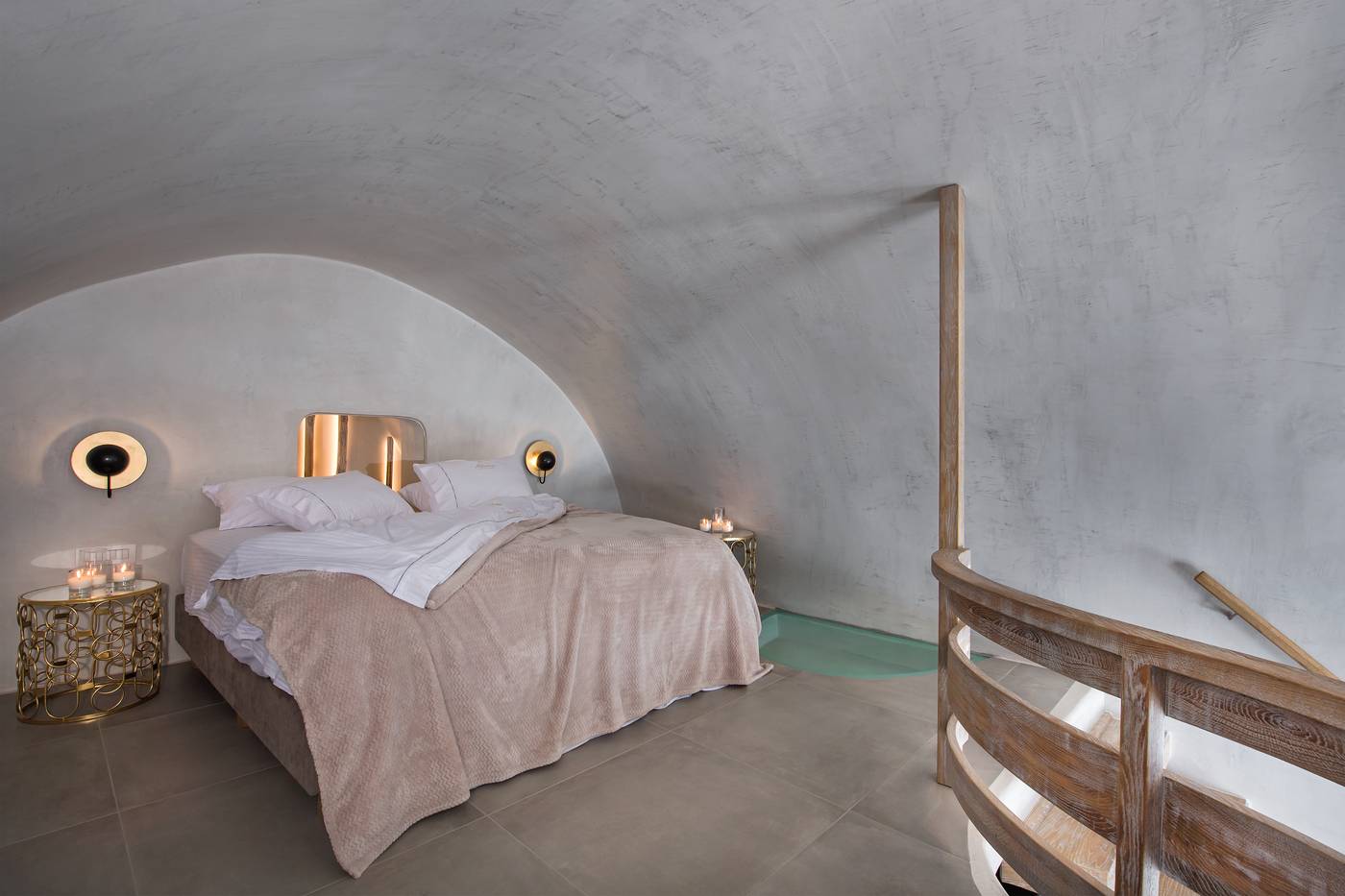 Athina-Repose-Suites-Room-83