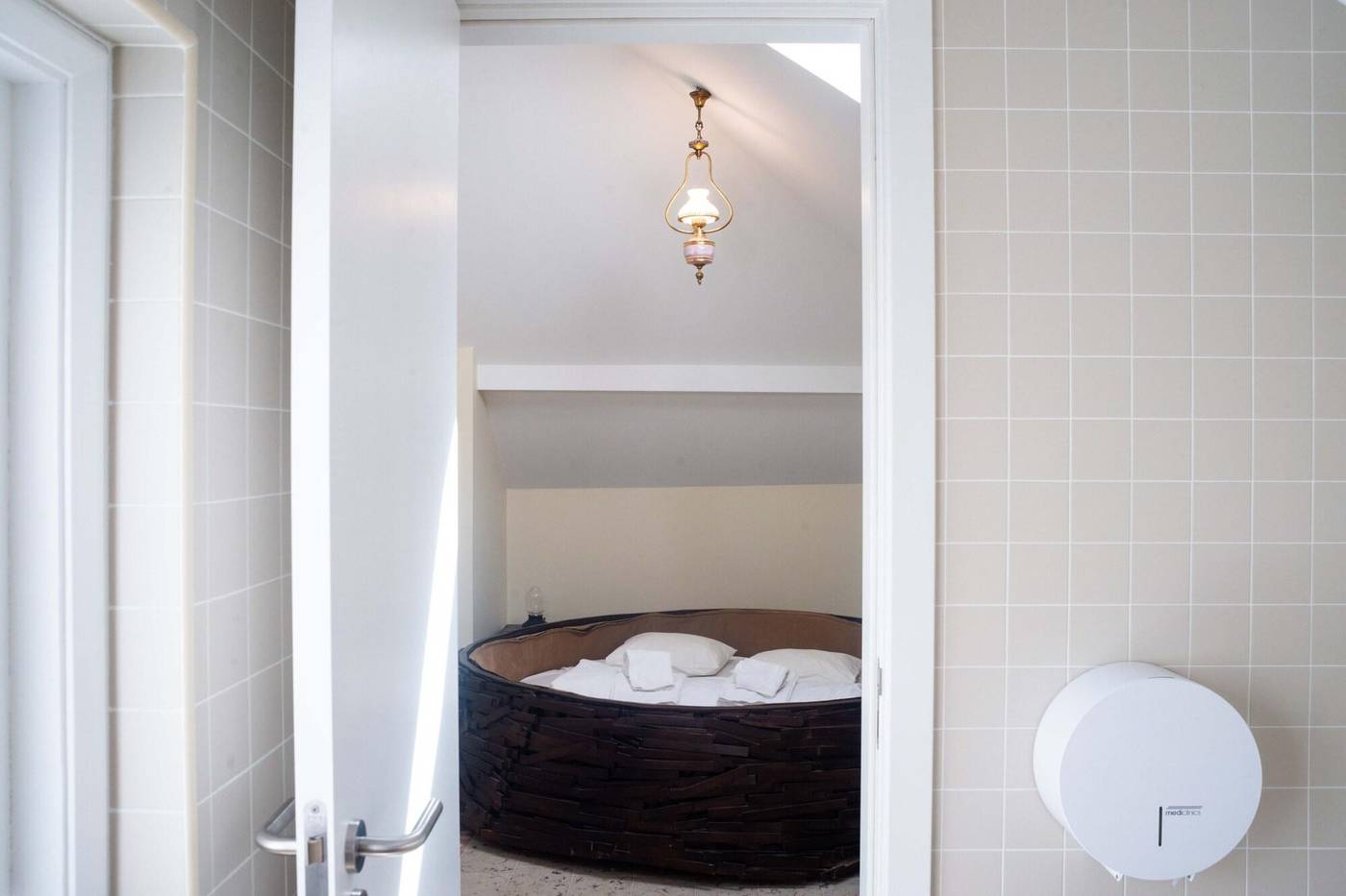 Sant-Jordi-Hostels-Lisbon-Room-52