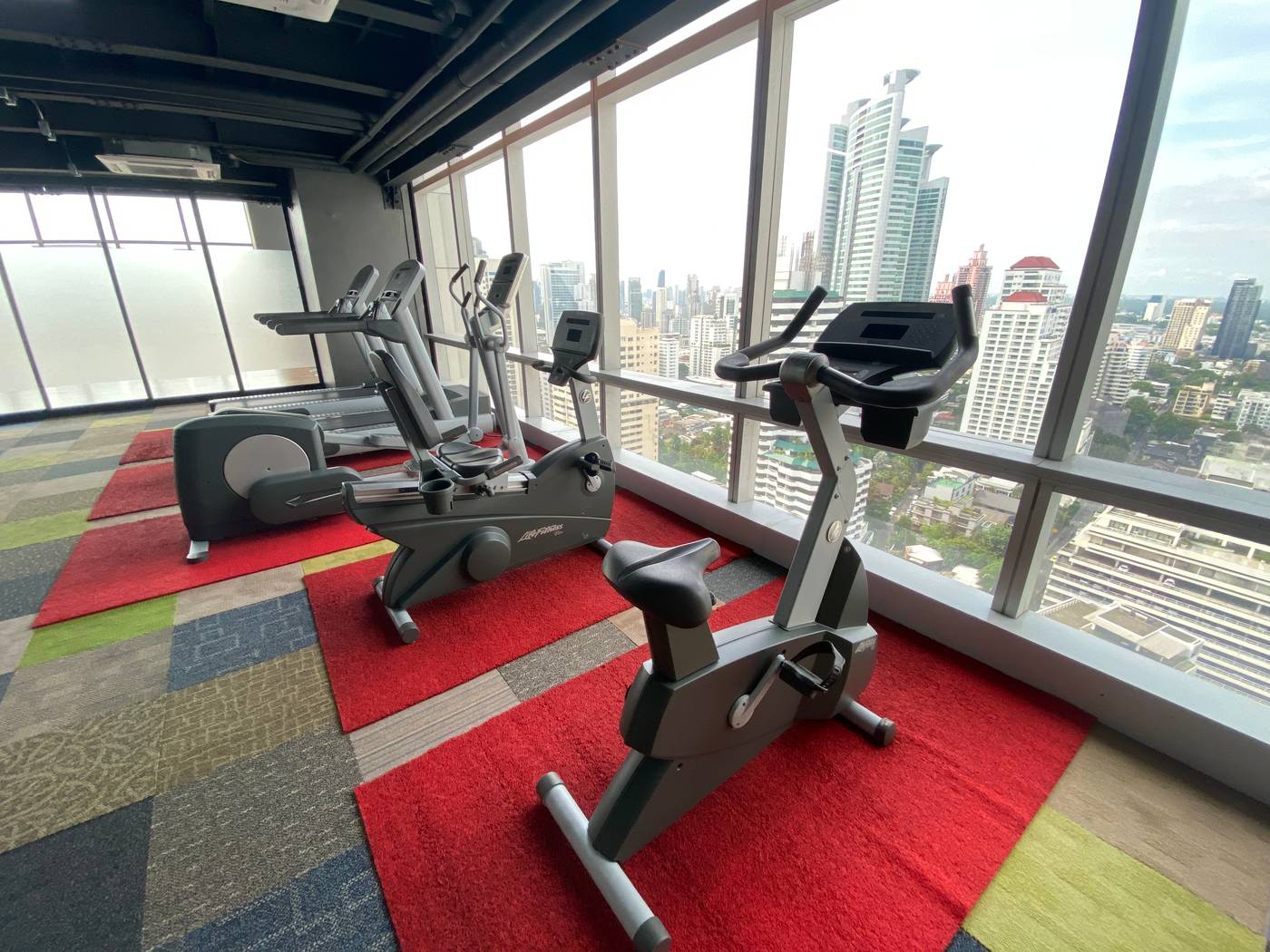 Column-Bangkok-Sports-and-Entertainment-75