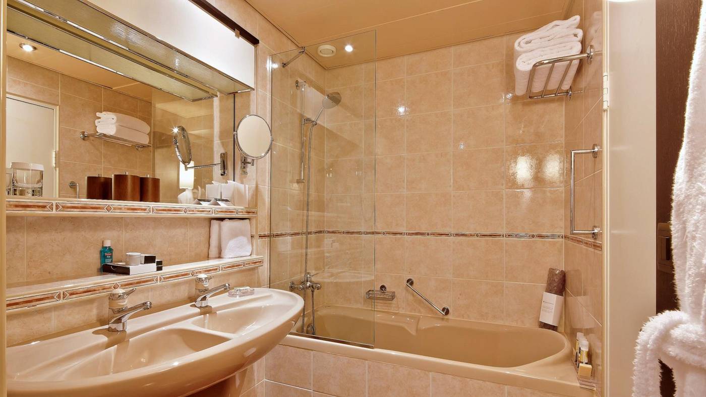 InterContinental-Geneva-Room-42