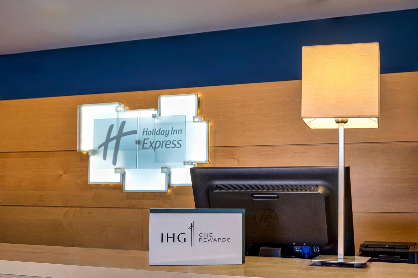 Holiday-Inn-Express-Malaga-Airport-General-view-32