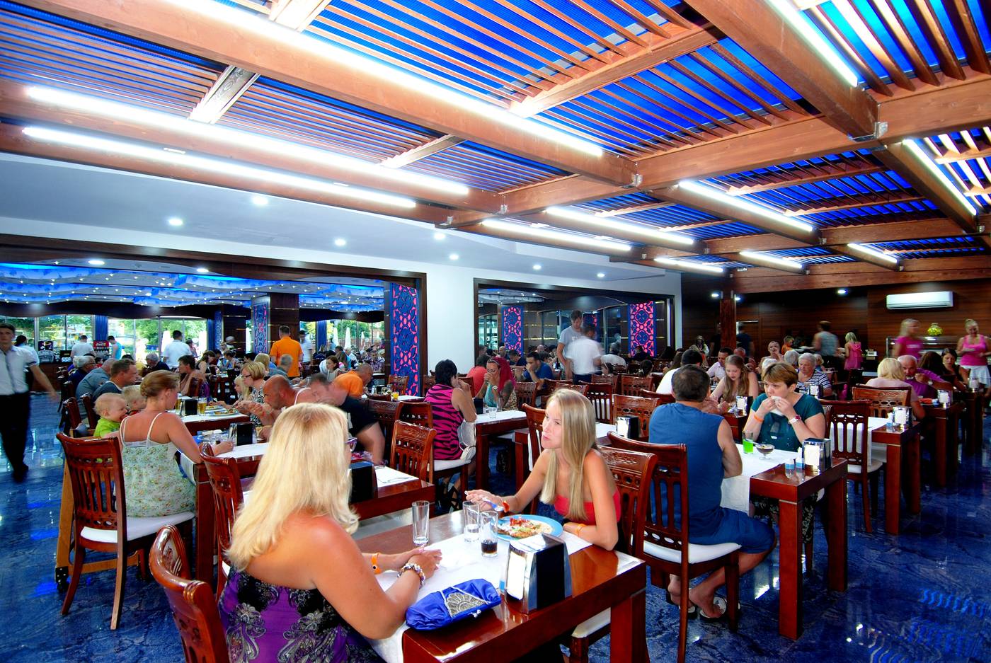 Grand-Zaman-Garden-Hotel-Restaurant-38