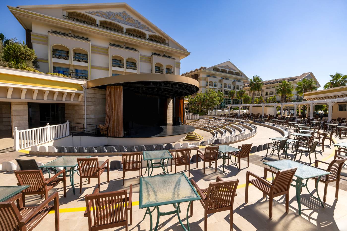 Diamond Excellence Resort & Spa