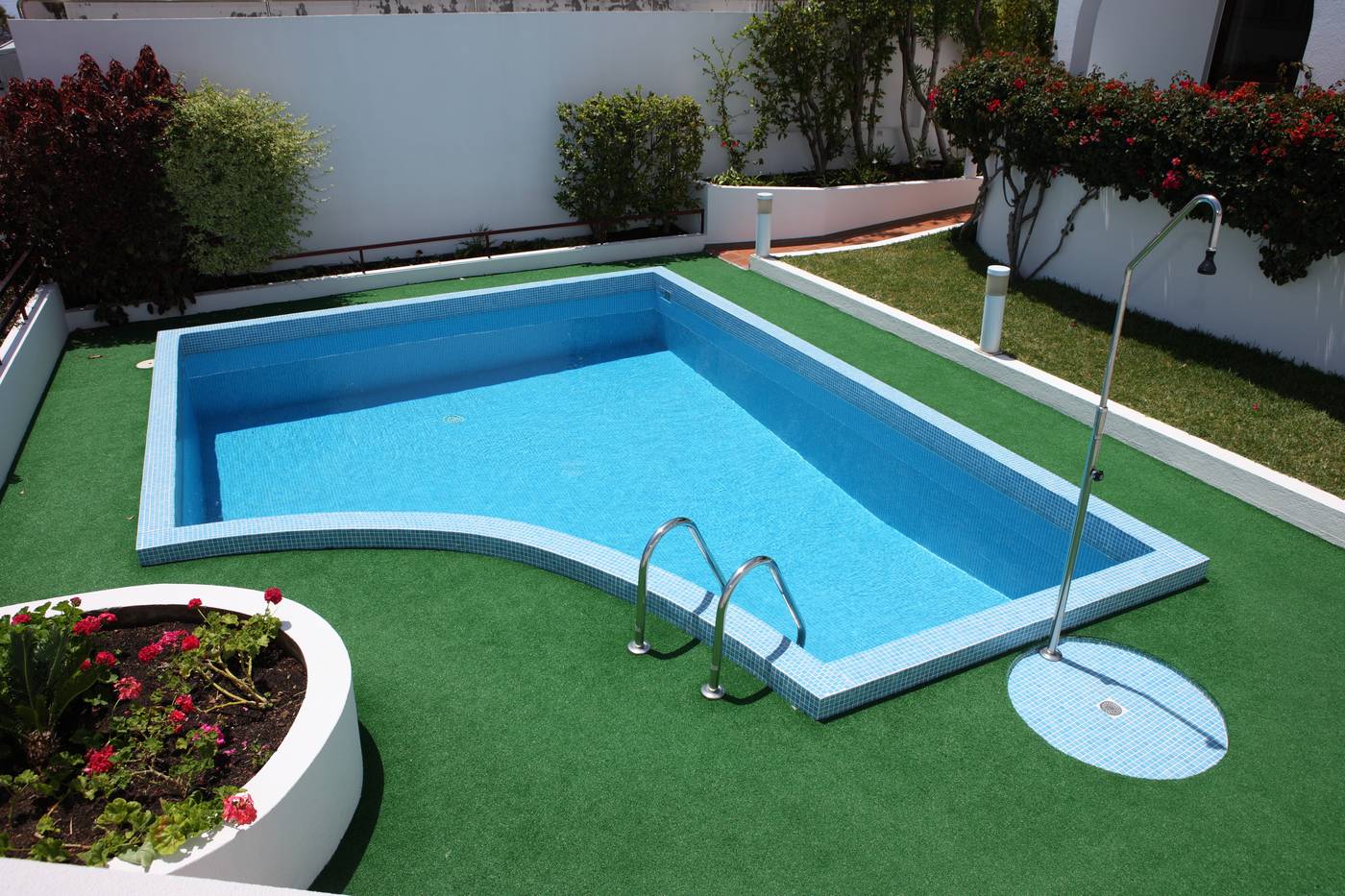 Canico-Bay-Club-Pool-1