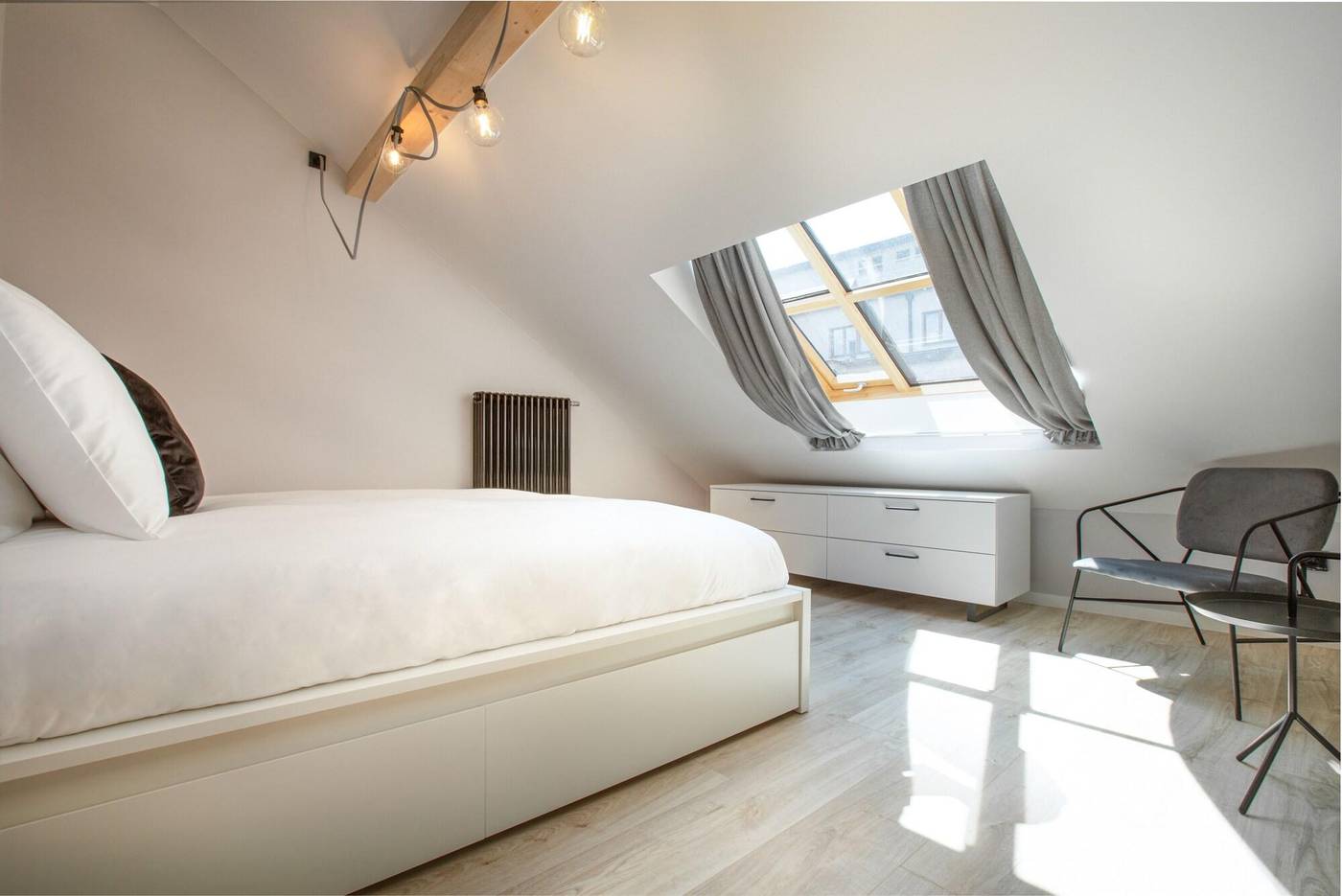 OREA-Place-Seno-Room-29