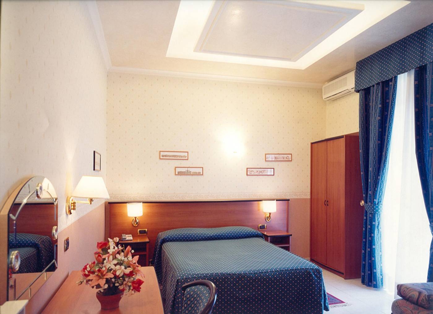 Verona-Rome-Room-19