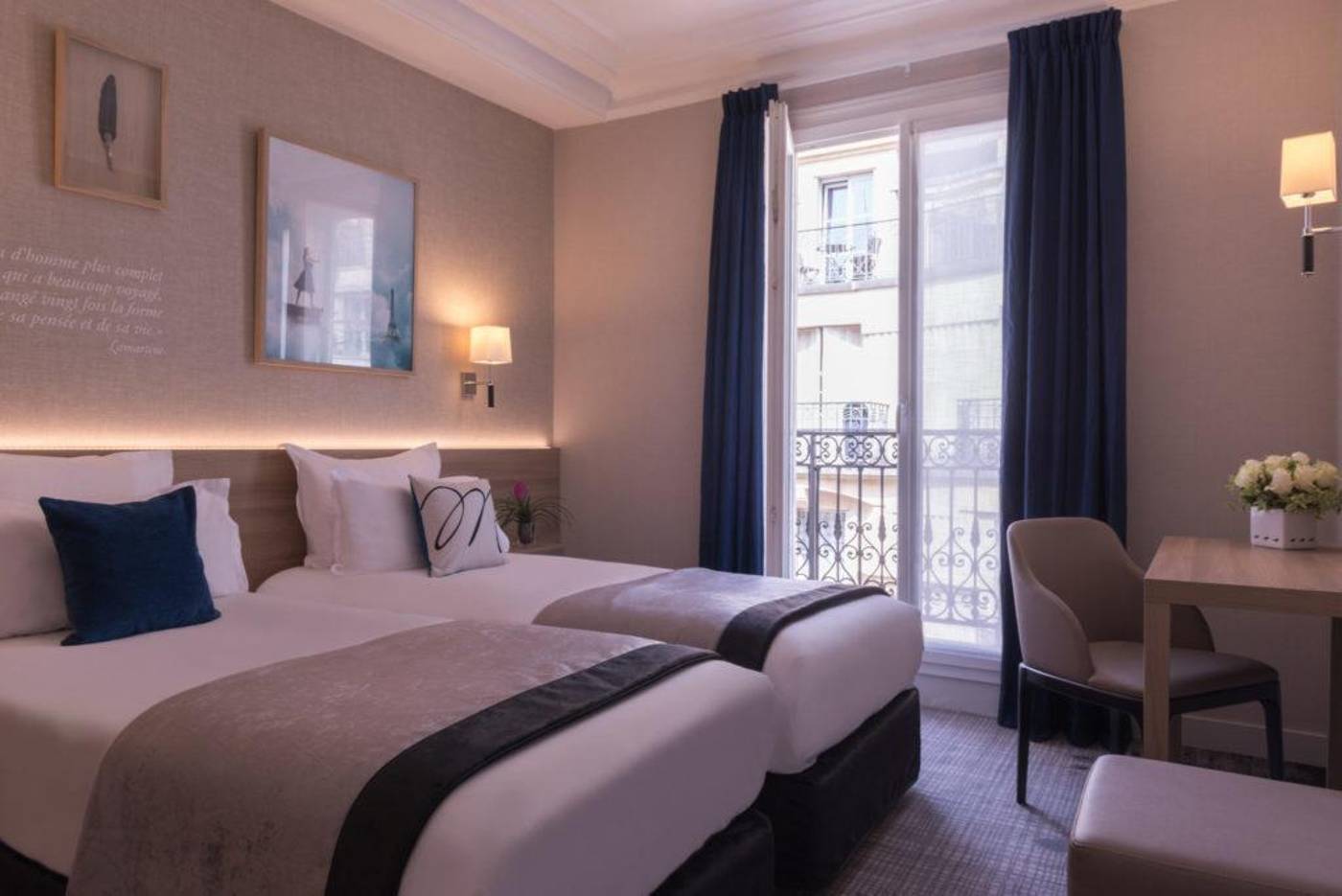 Magda-Champs-Elysees-Room-29