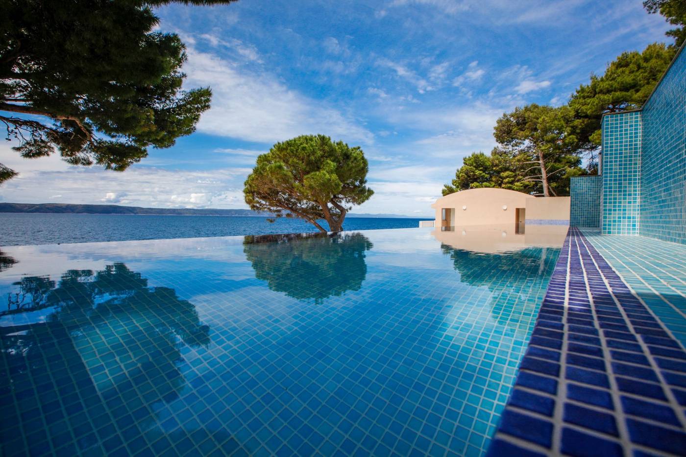 TUI-Blue-Makarska-Pool-1