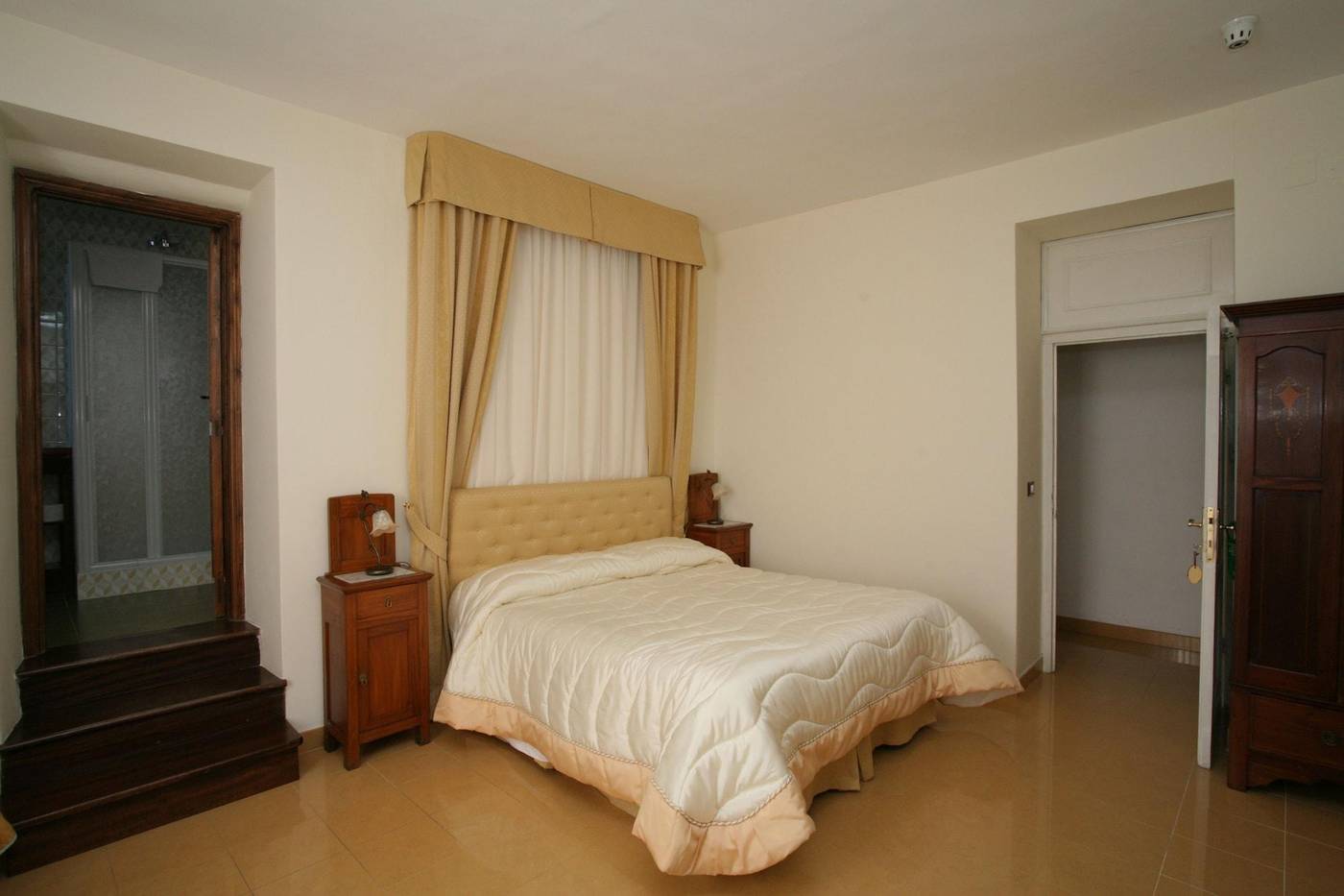 Hotel-Roma---Scanno-Room-14