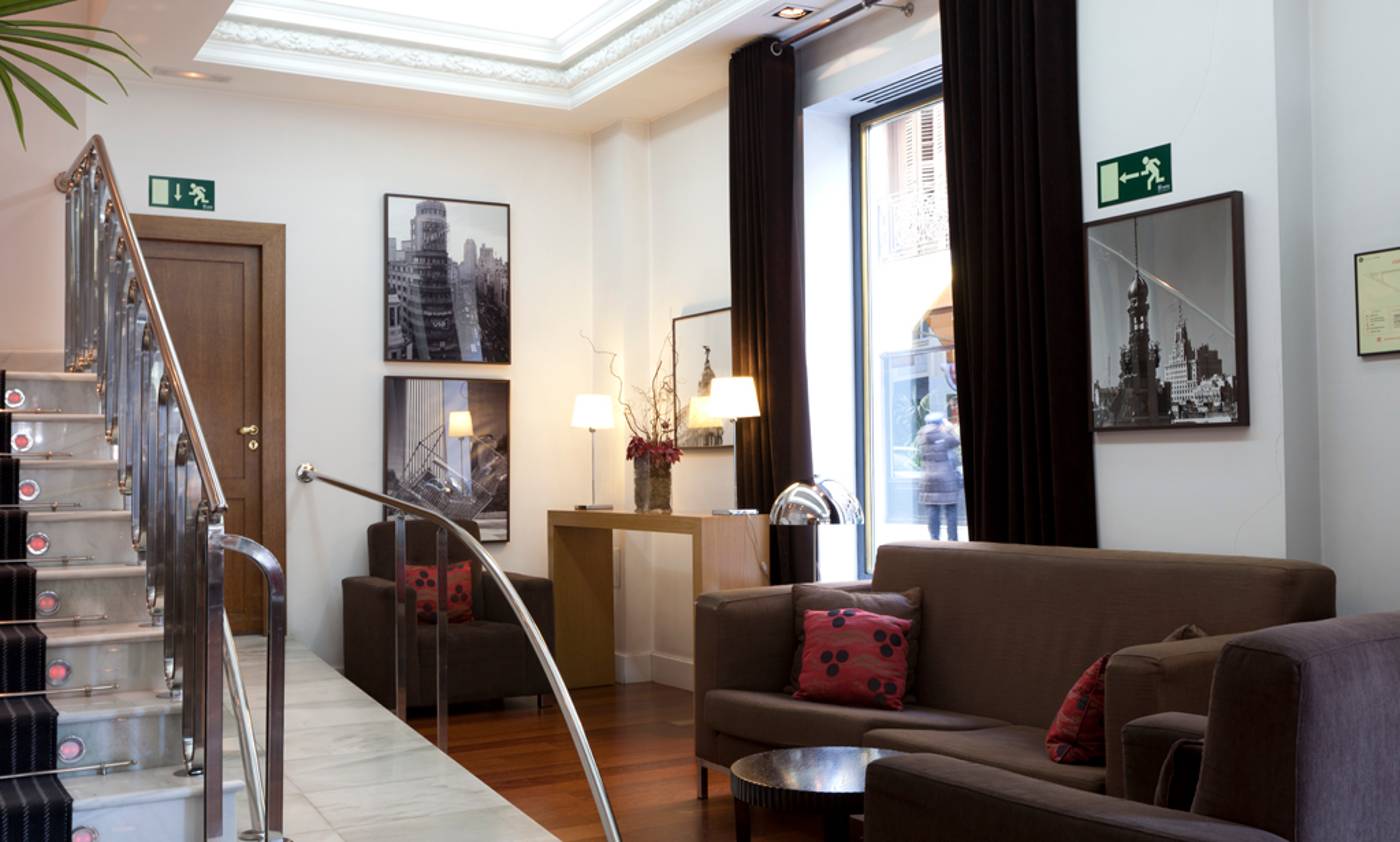 Quatro-Puerta-del-Sol-Lobby-3