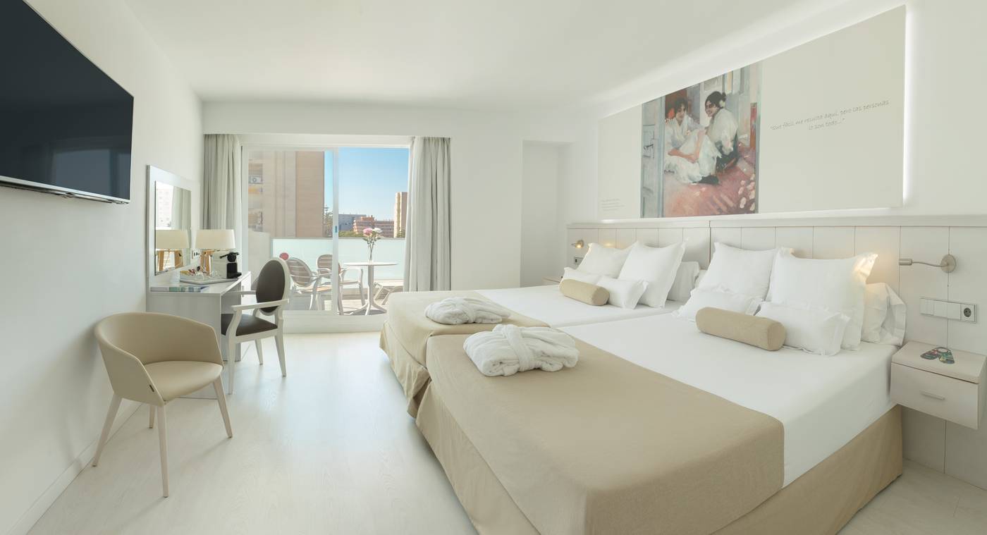 Magic-Aqua-Villa-Luz-Room-11