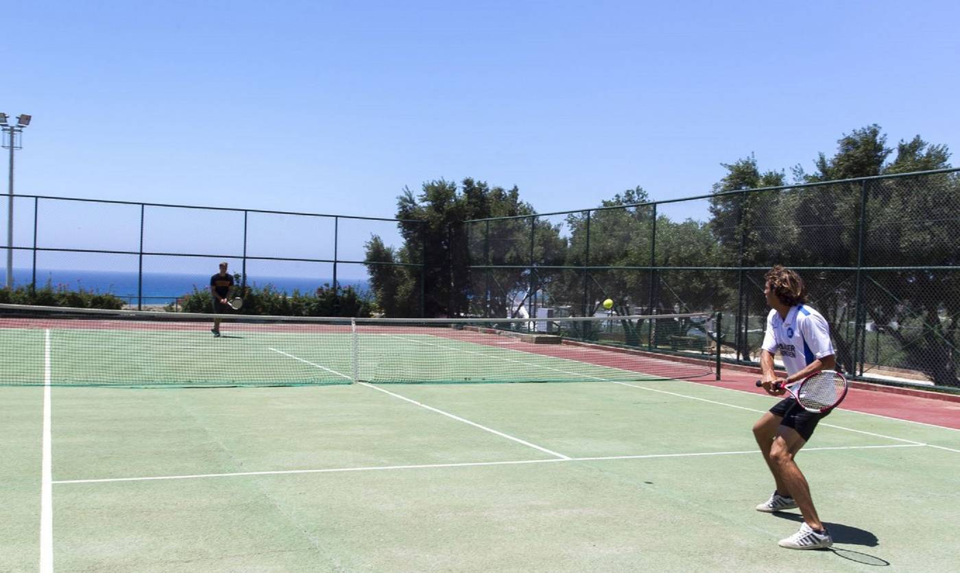 Sunshine-Crete-Beach-Sports-and-Entertainment-18