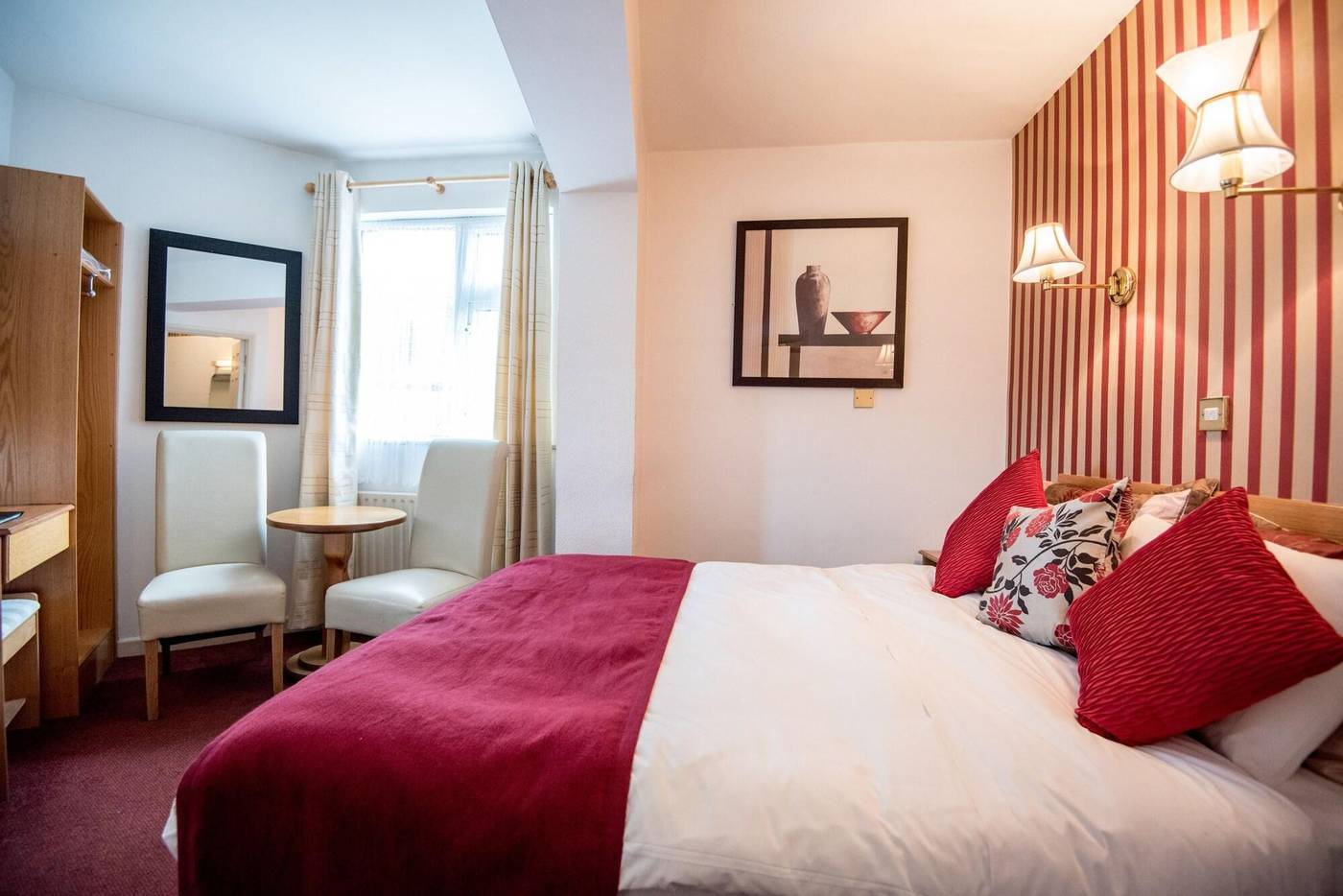 Failte Hotel-Ireland-KILLARNEY-Room-7