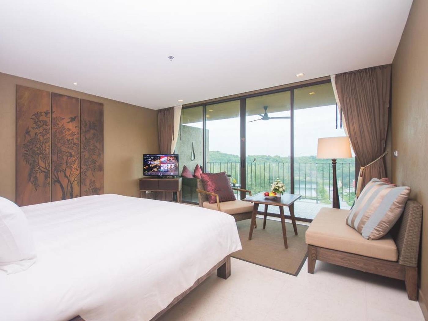 Sunsuri-Phuket-Room-25