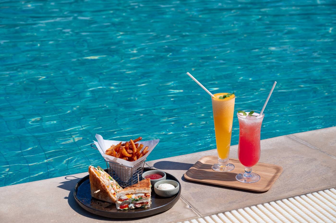 Pakasai-Resort-Pool-8