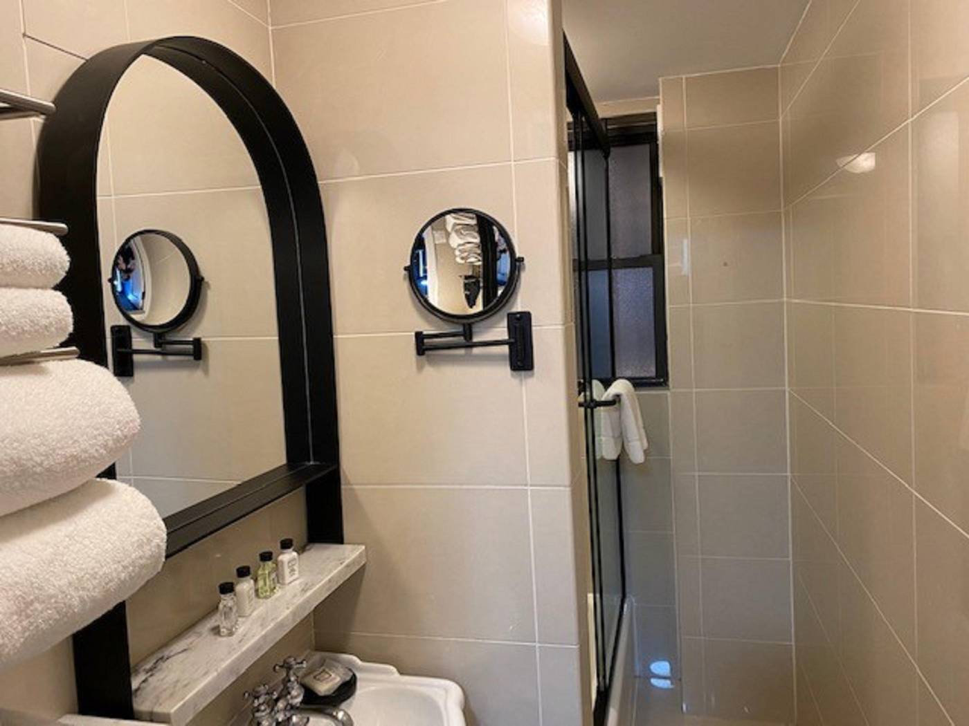 voco-The-Franklin-New-York--an-IHG-Hotel-Room-26