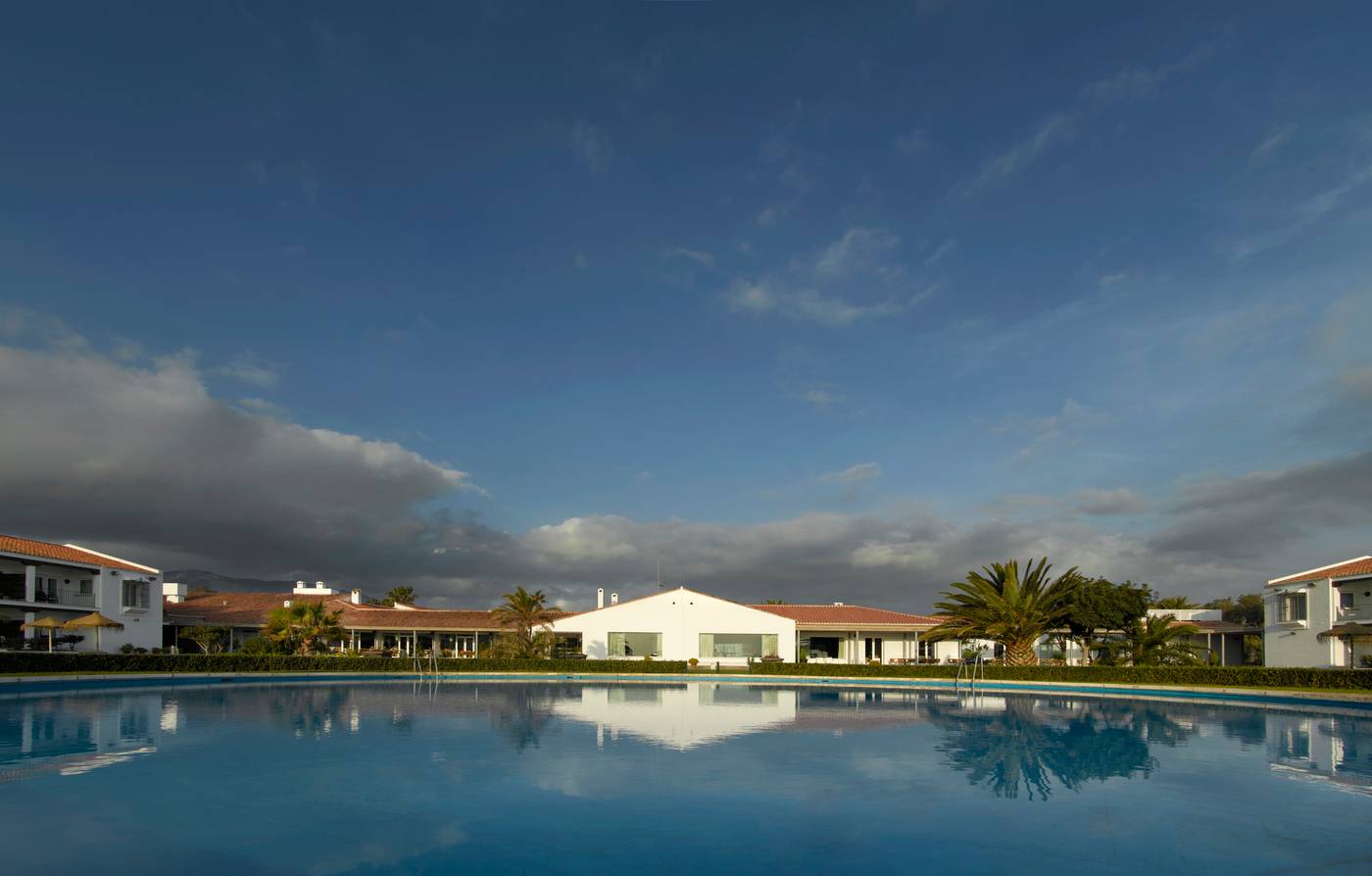 Parador-De-Malaga-Golf-Pool-1