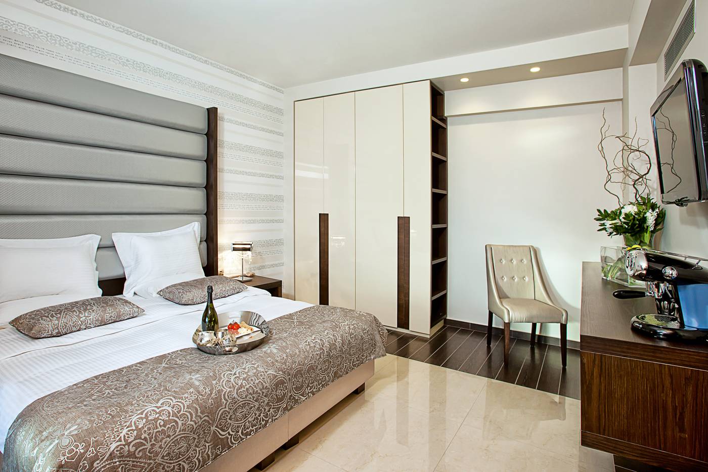 Sivota-Diamond-Room-33