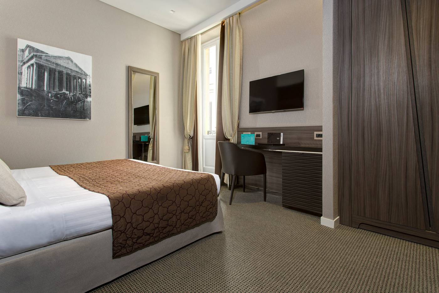 Hotel-Artemide-Room-20