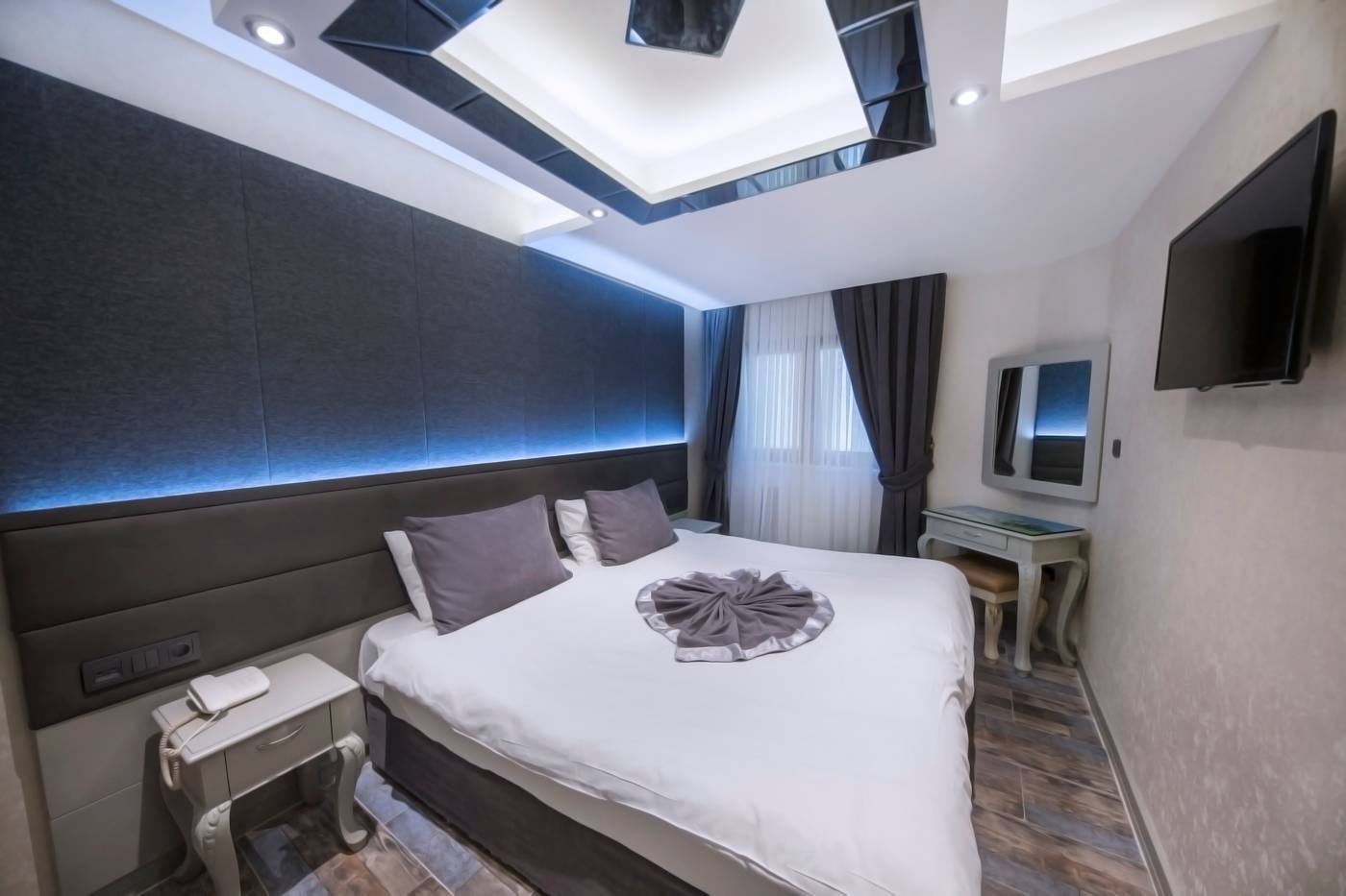 Parmada-Hotel-Old-City-Room-23