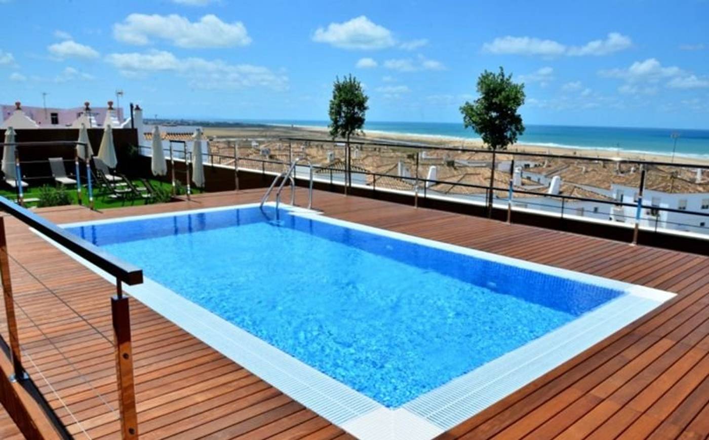 Conilsol-Hotel-y-Aptos-Pool-3