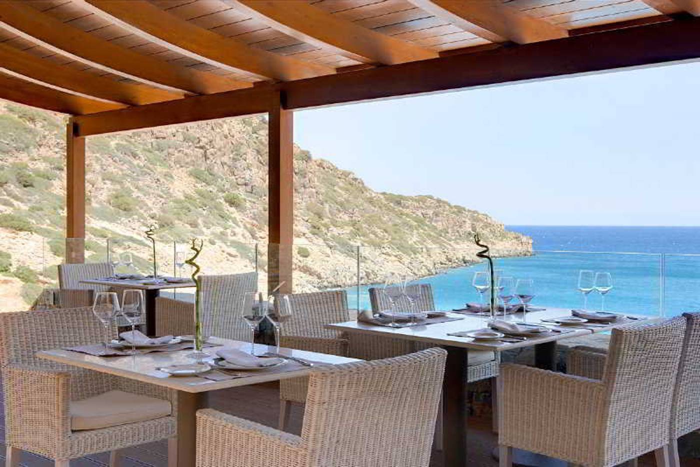 Daios-Cove-Resort---Luxury-Villas-Restaurant-85
