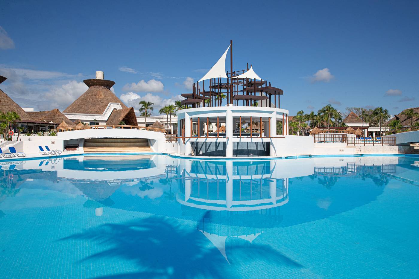 Bahia-Principe-Grand-Tulum-Pool-9