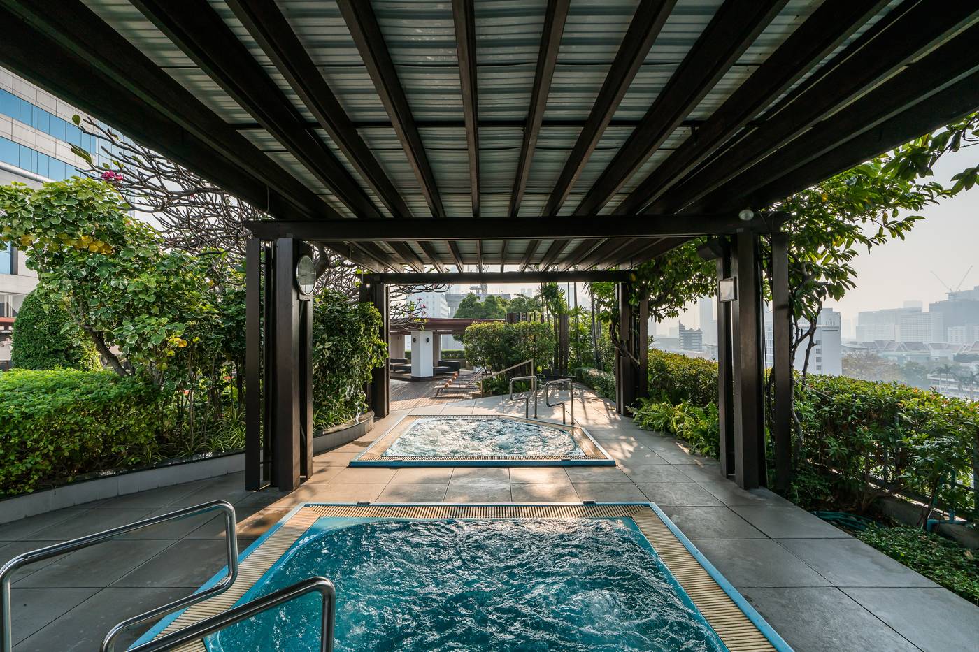 Pathumwan-Princess-Pool-67