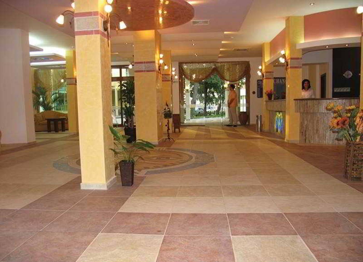 Yavor Palace-Bulgaria-SUNNY BEACH-Lobby-6