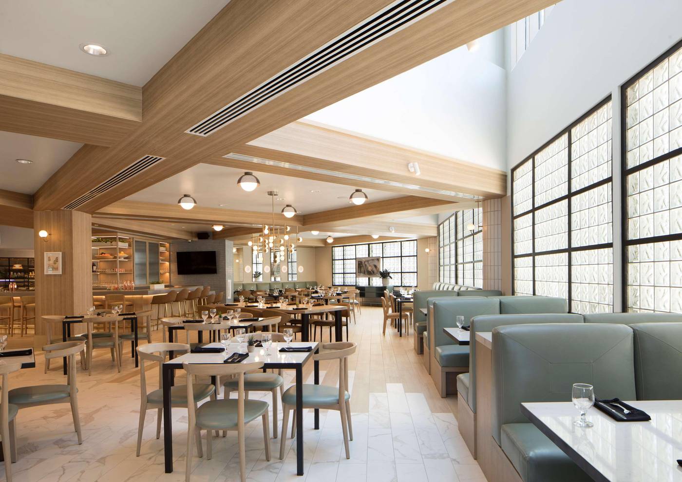 Hilton-Santa-Monica-Hotel---Suites-Restaurant-20