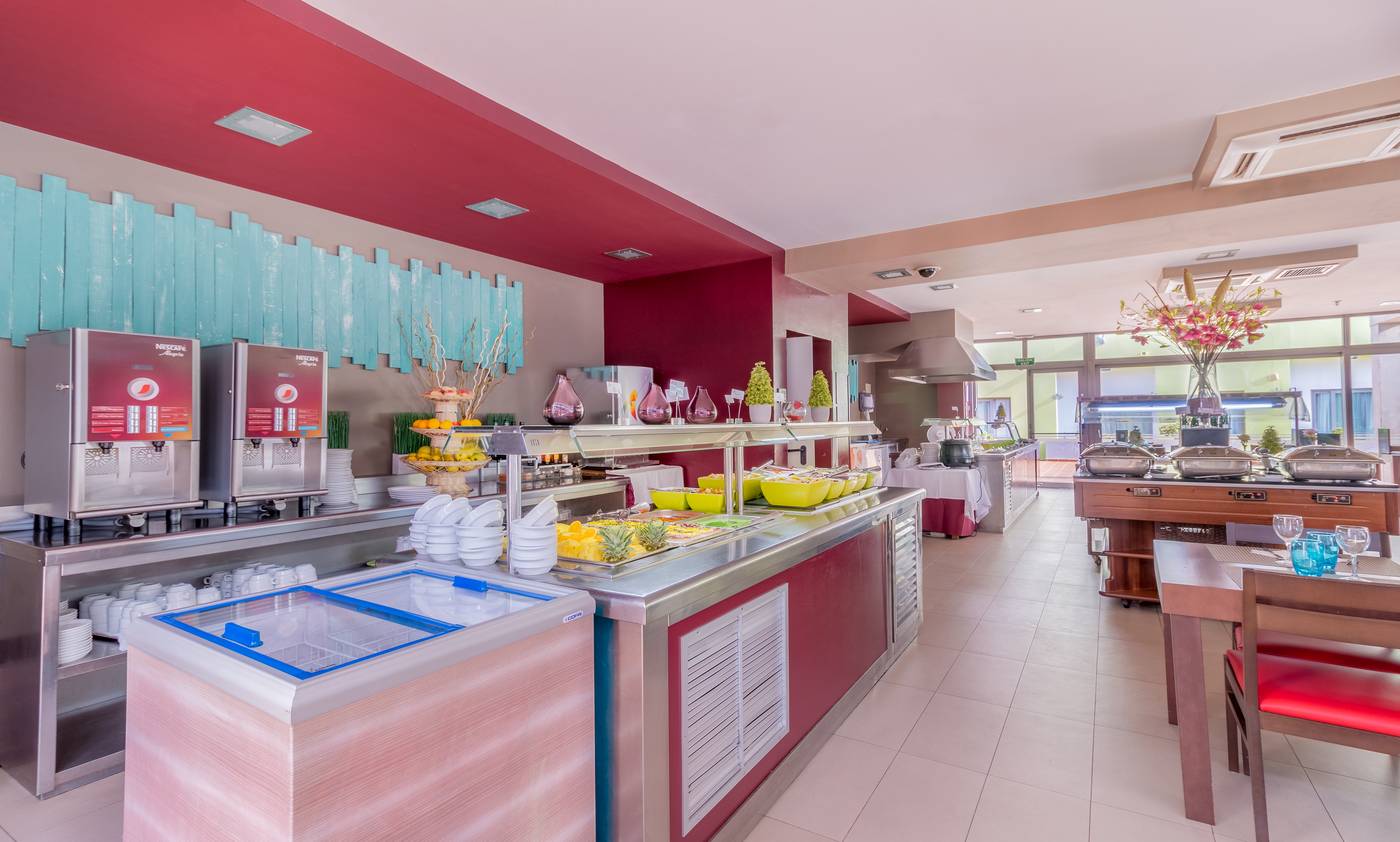 Hotel-LIVVO-Corralejo-Beach-Restaurant-60