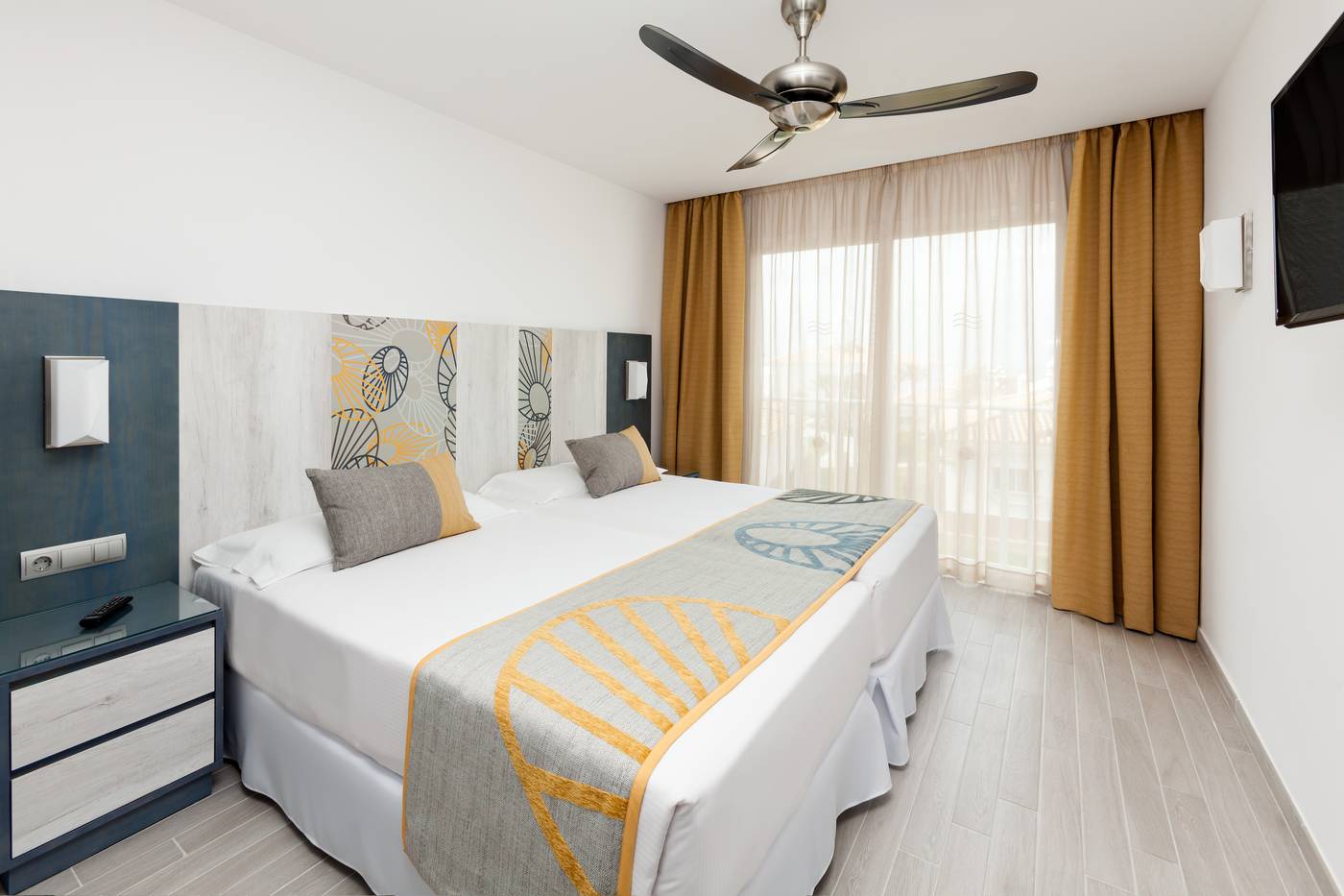 Riu-Chiclana-Room-17