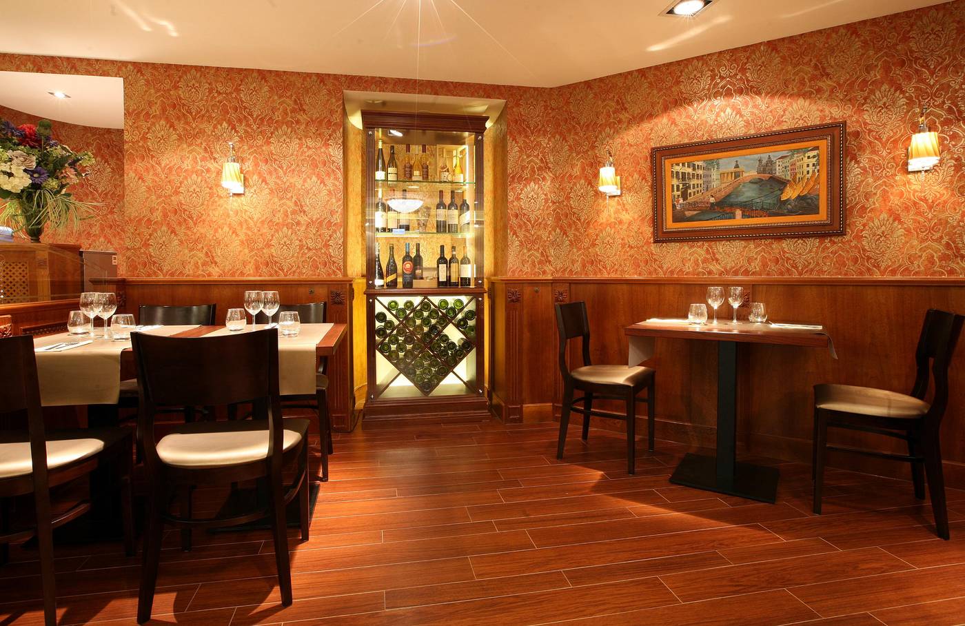 Gold-Hotel-Budapest-Restaurant-41