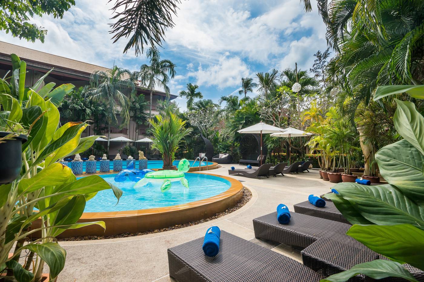 Aonang-Princeville-Villa-Resort-and-Spa-Pool-3