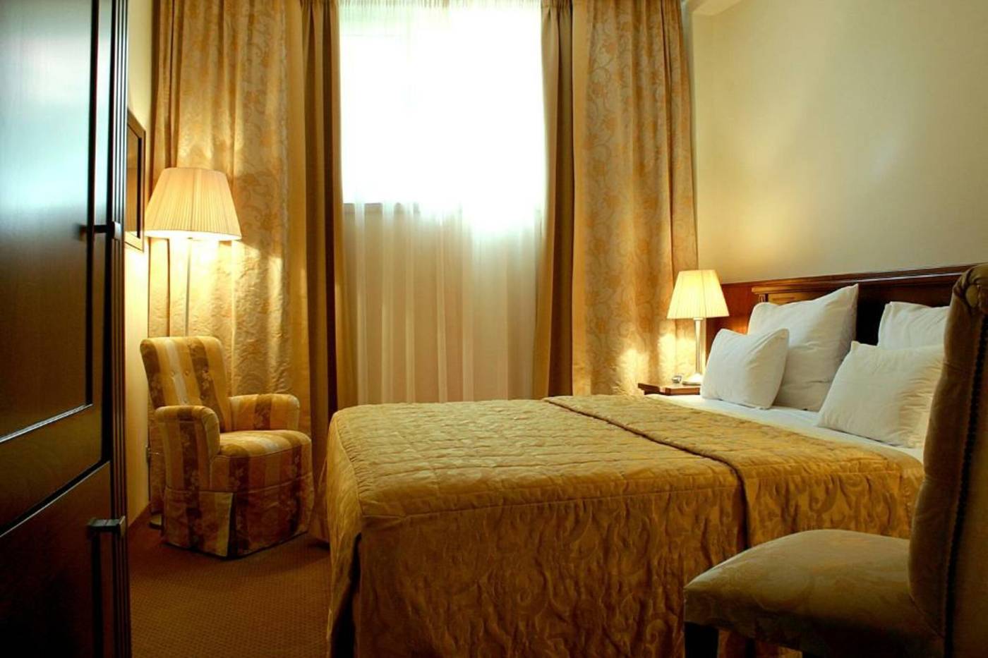 Globo-Hotel-Split-Room-8