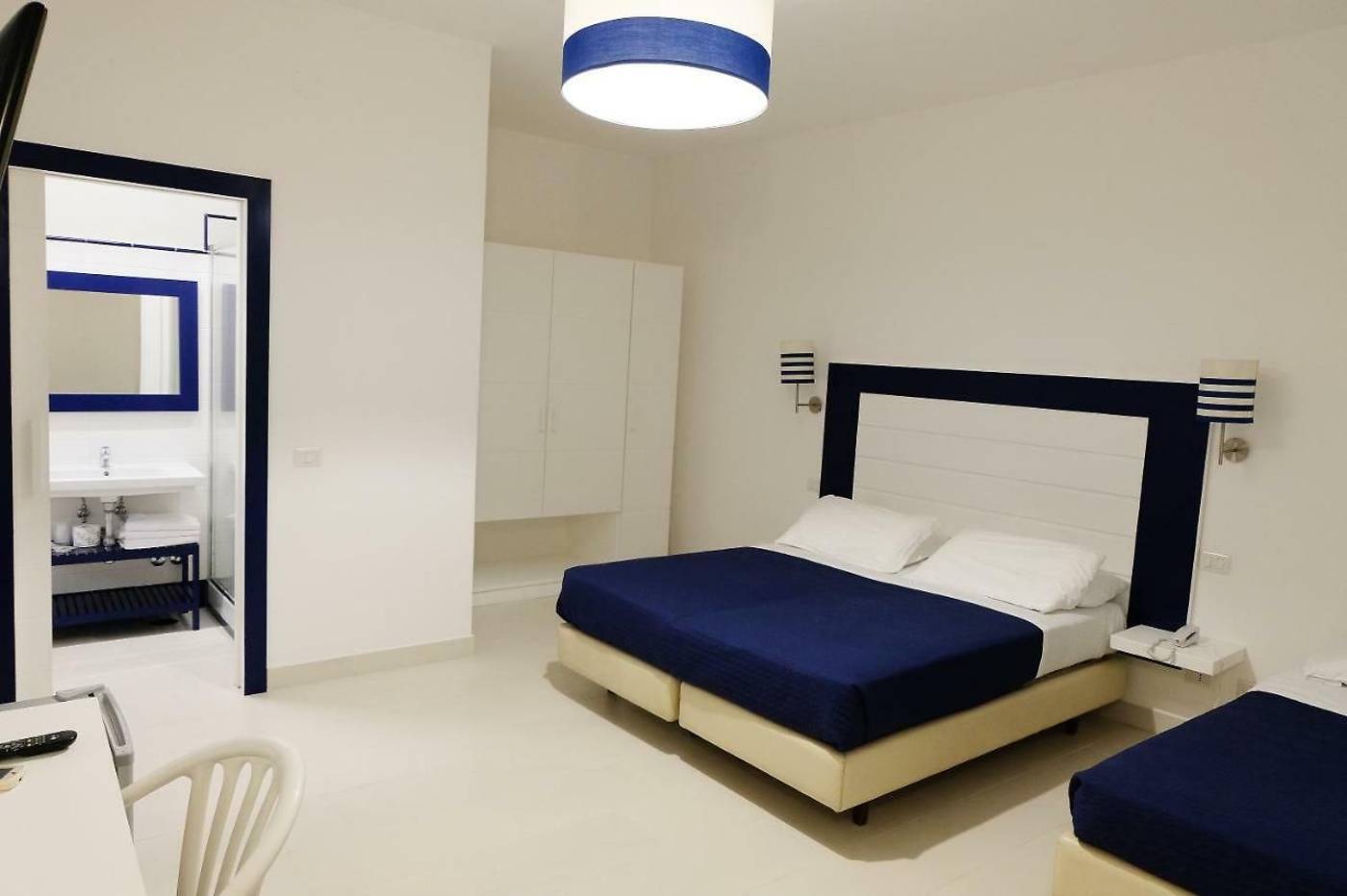 Baia-Di-Puolo-Room-7