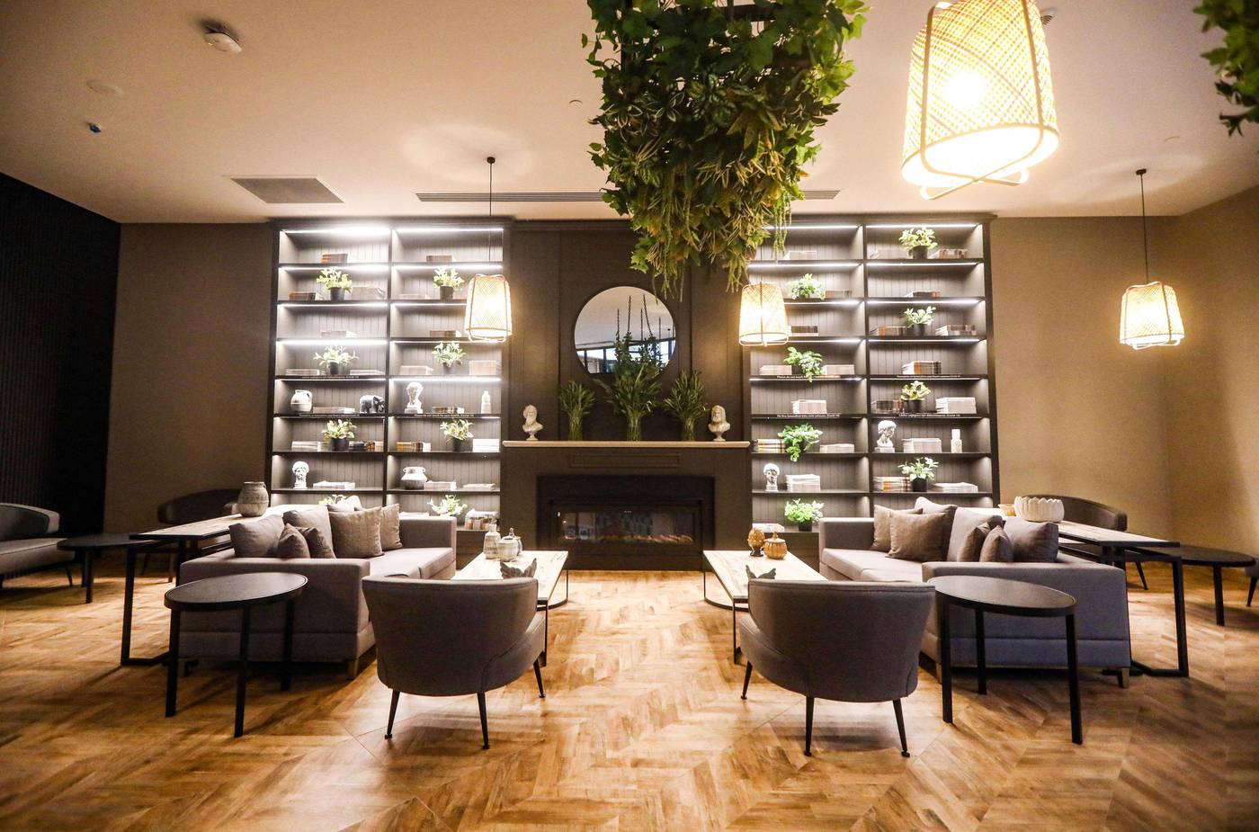 Miramare-Beach-Lobby-60