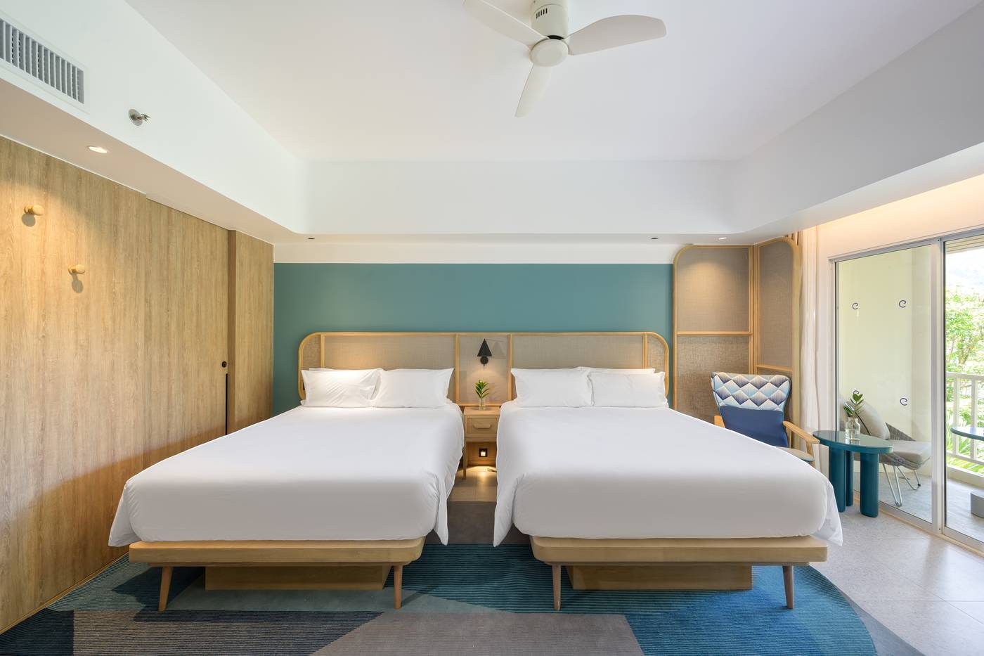 Centara-Karon-Resort-Phuket-Room-17