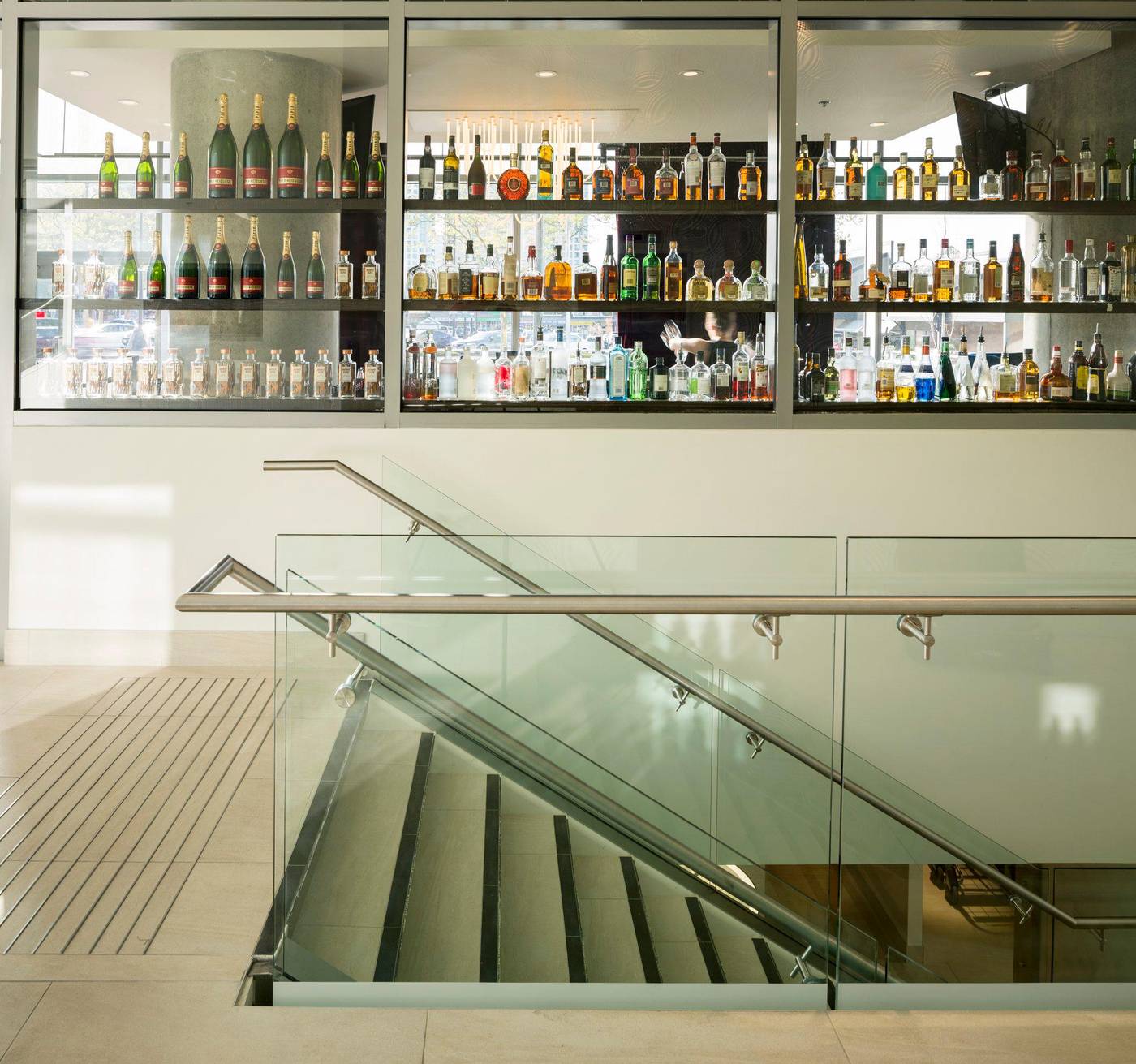 Element-Vancouver-Metrotown-Lobby-10