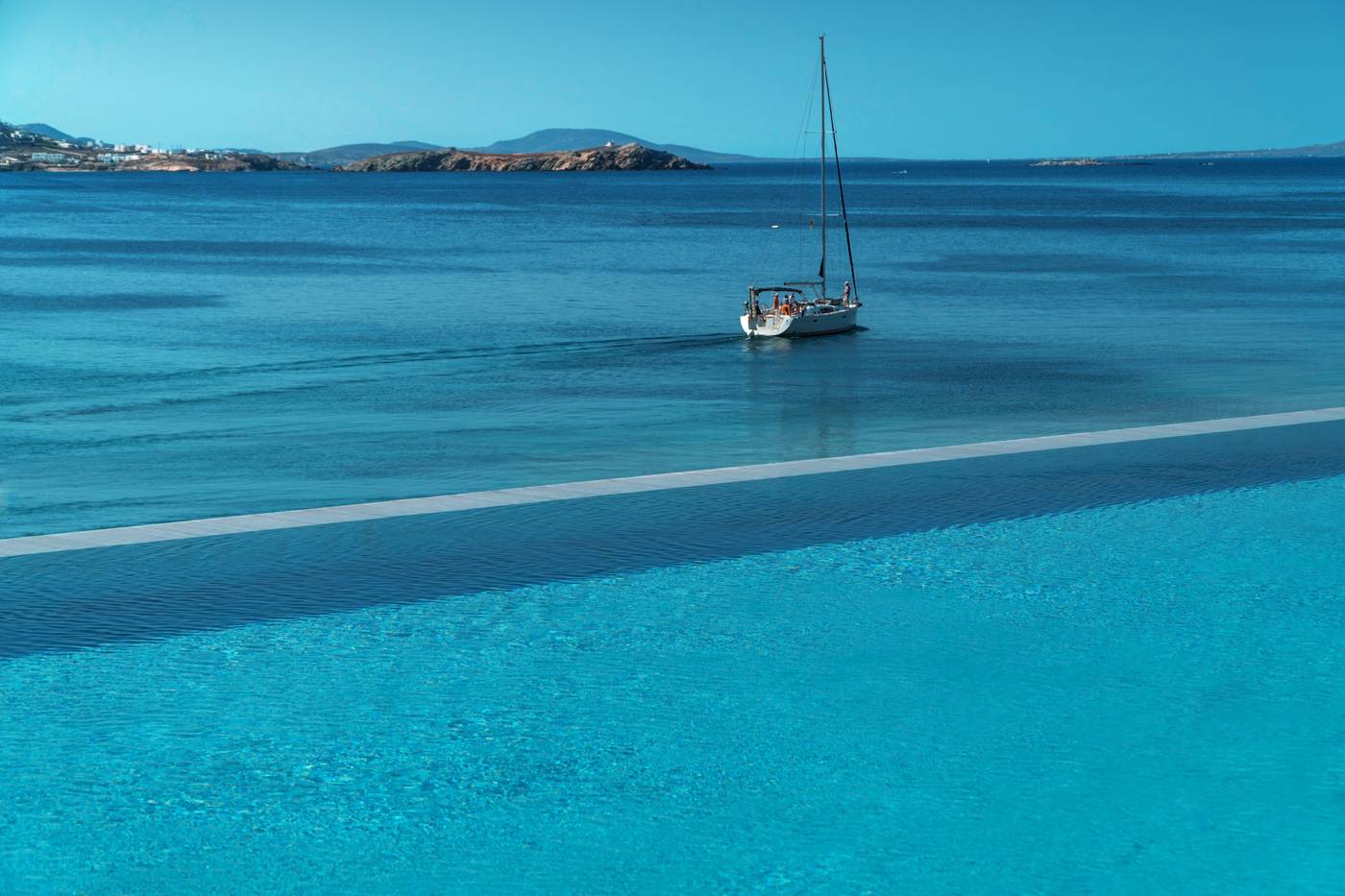 Mykonos-Riviera-Hotel---Spa-Pool-44